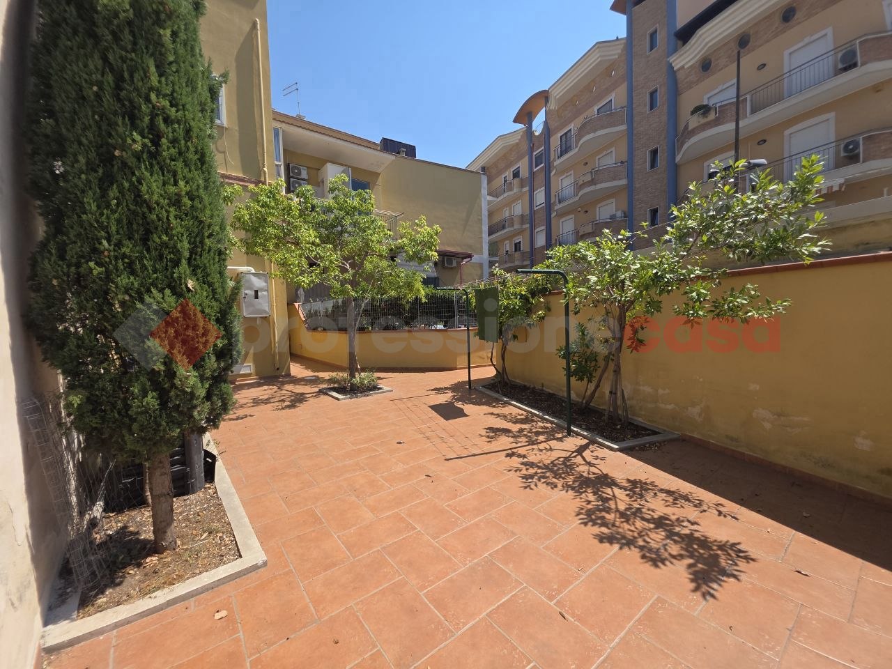 Casa indipendente con giardino a Taranto