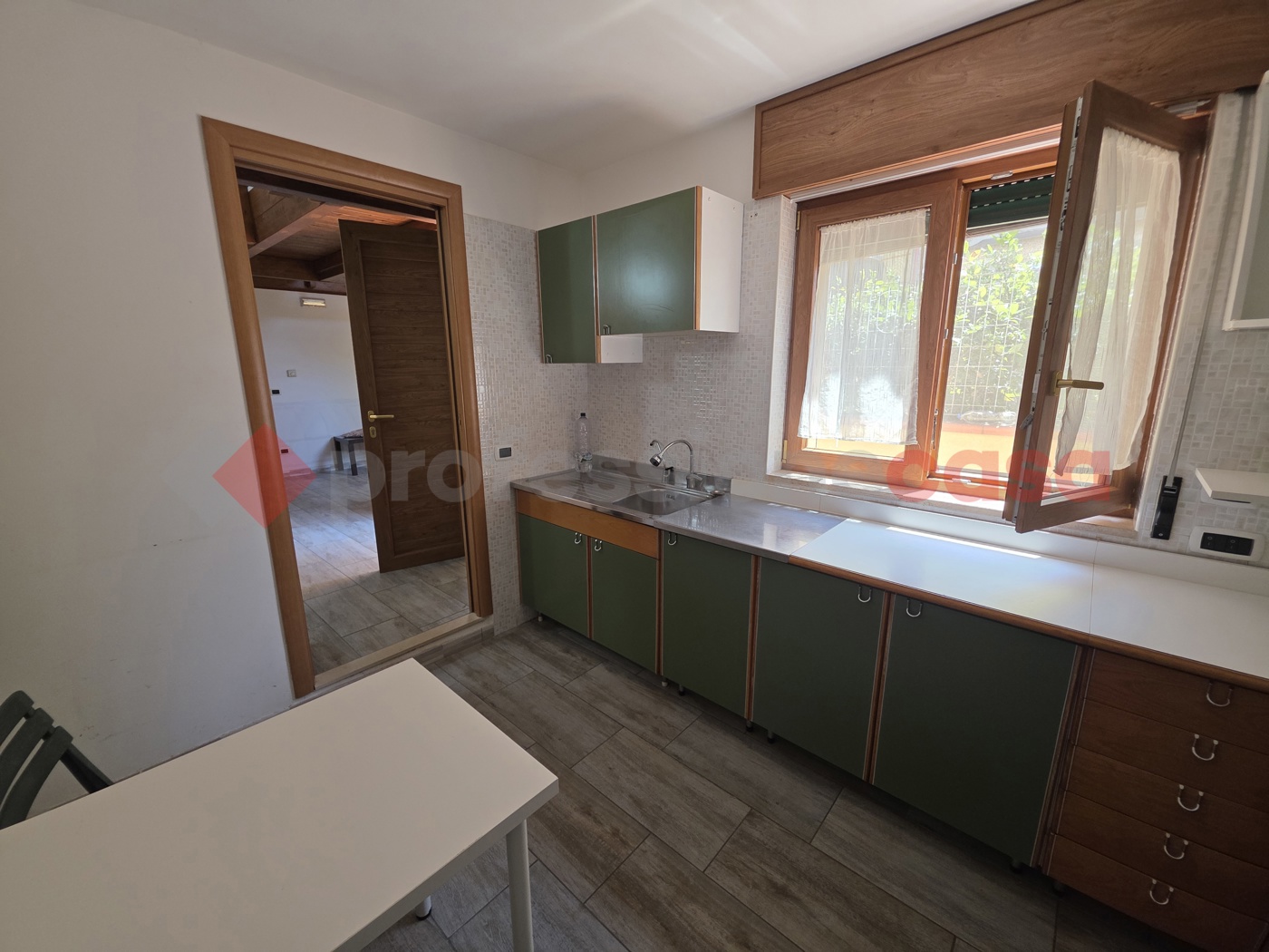 Casa indipendente con giardino a Taranto