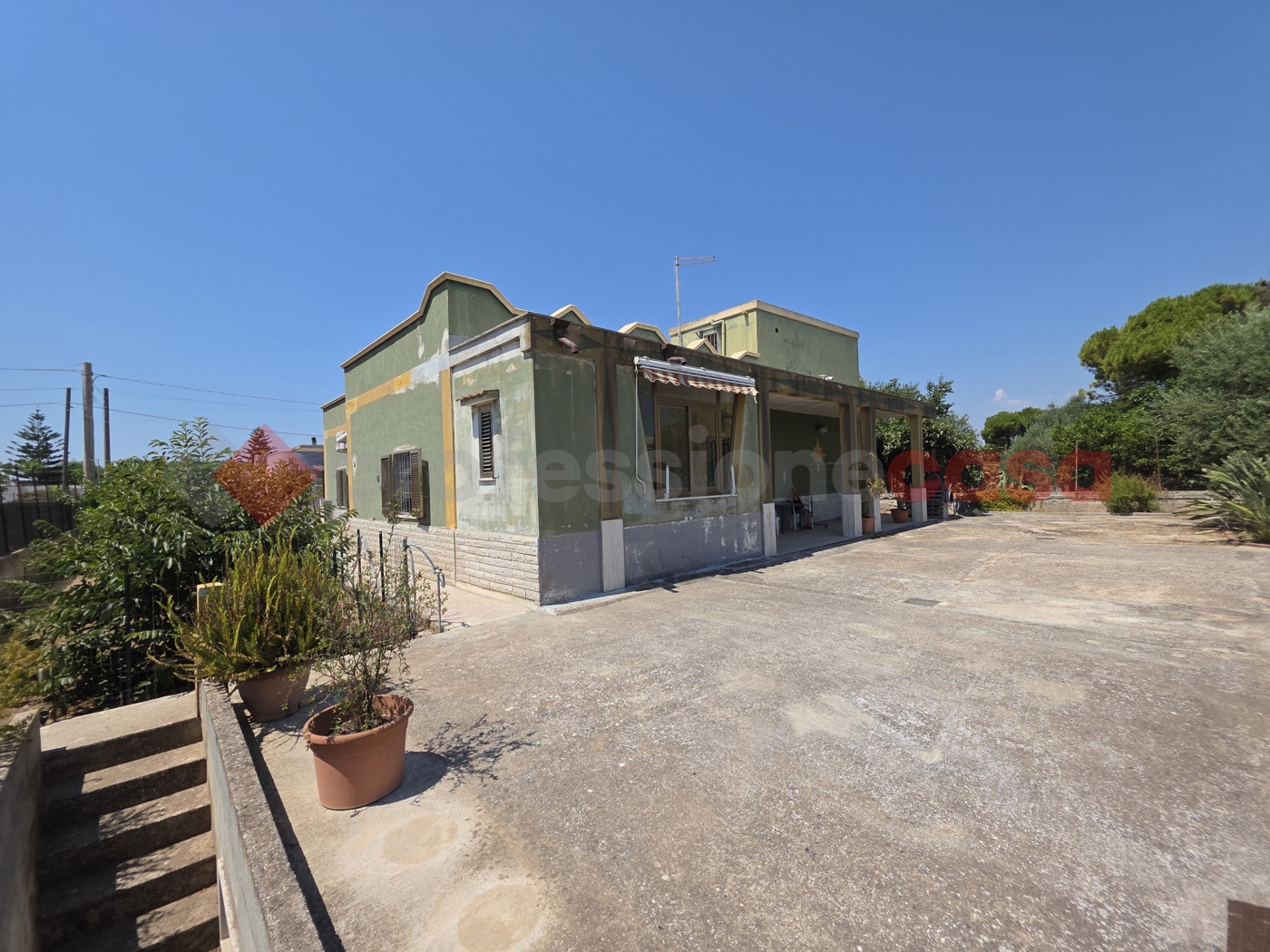 Villa con giardino a Taranto
