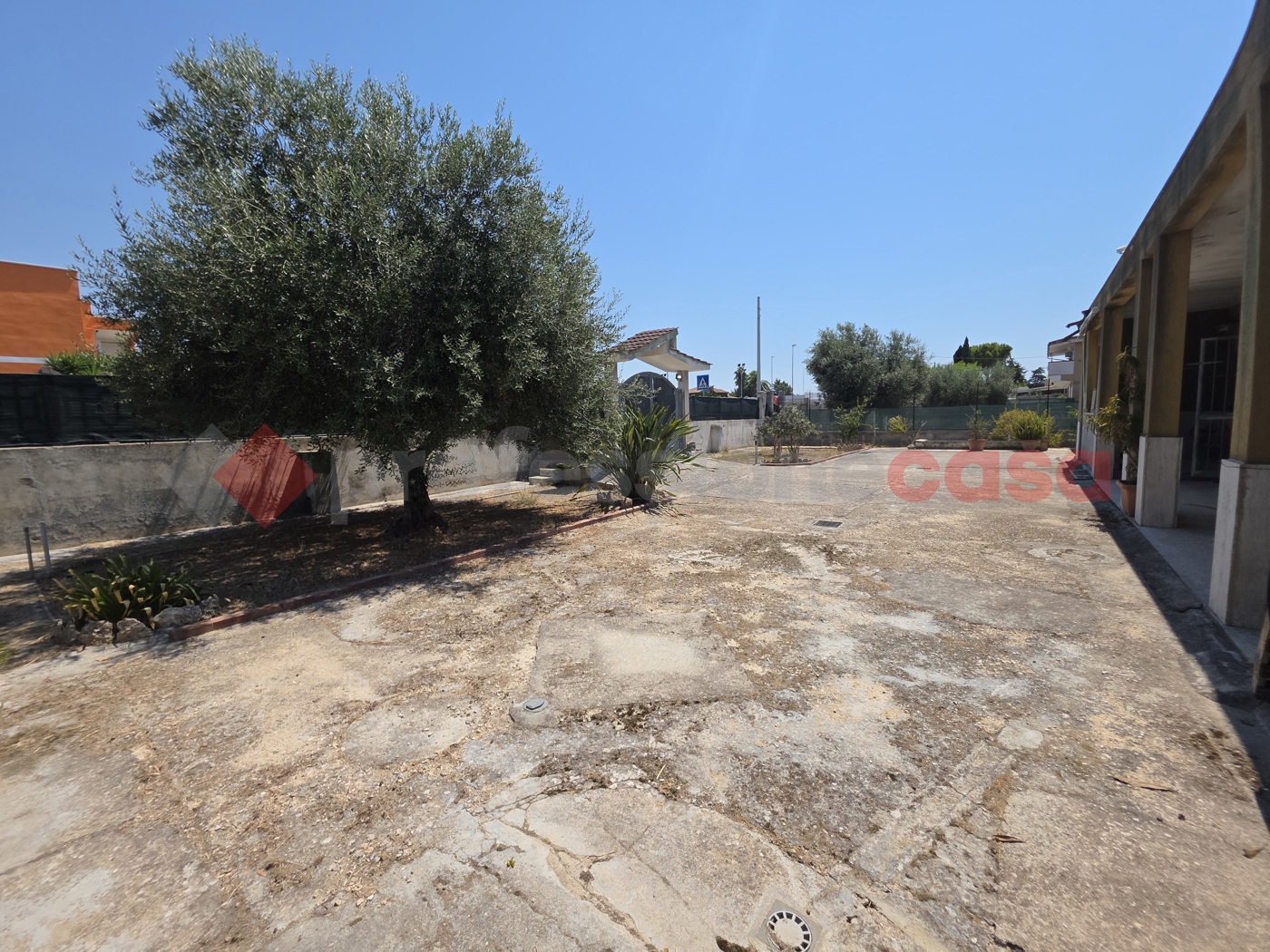 Villa con giardino a Taranto