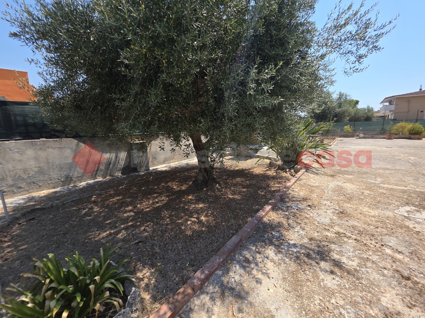 Villa con giardino a Taranto