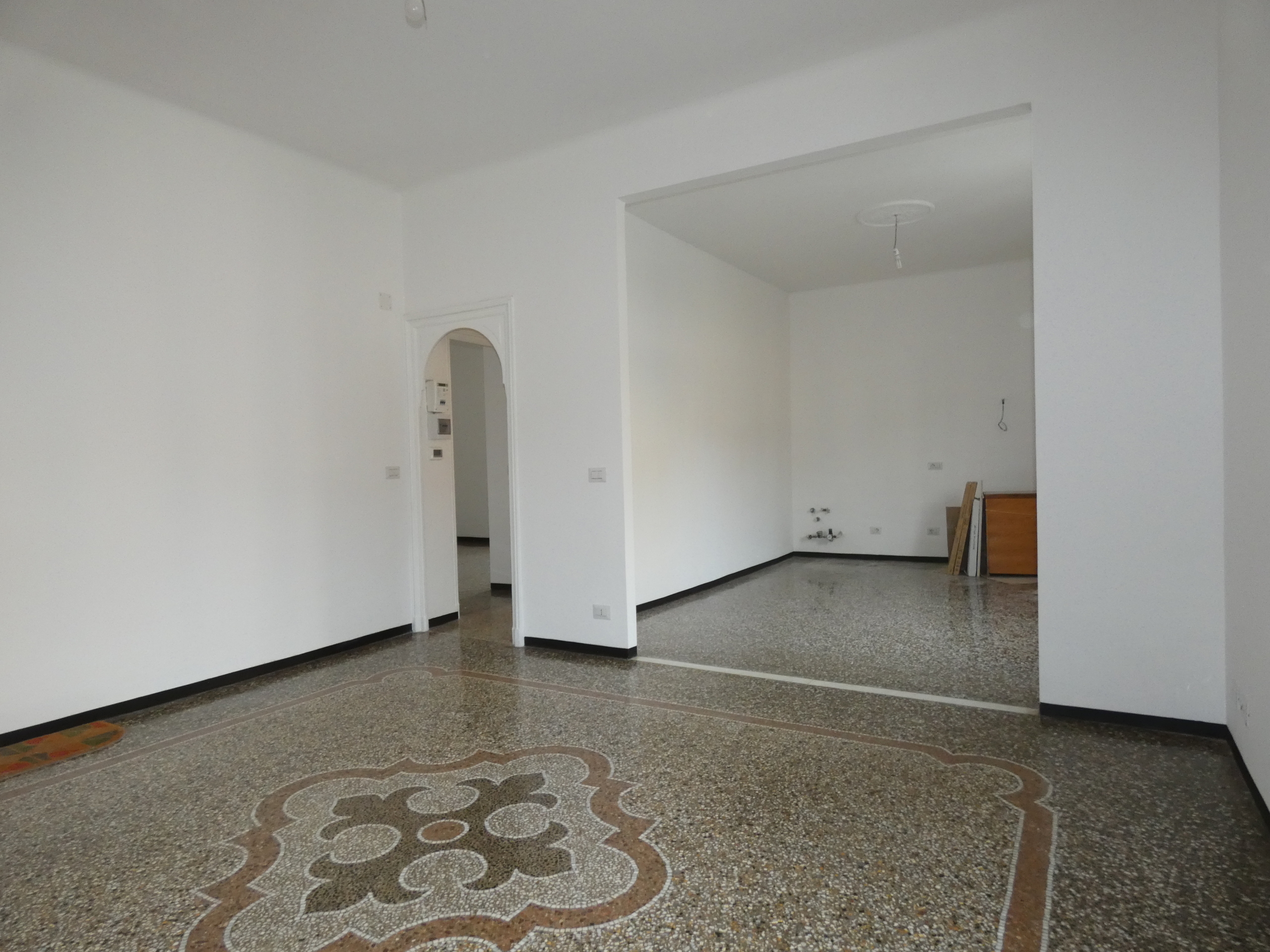 Appartamento ristrutturato in corso alessandro de stefanis 42, Genova