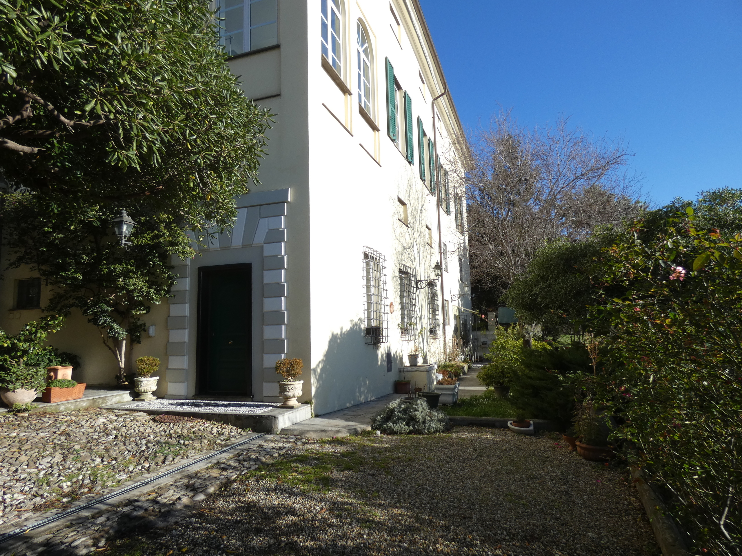 Casa indipendente con giardino, Genova castelletto