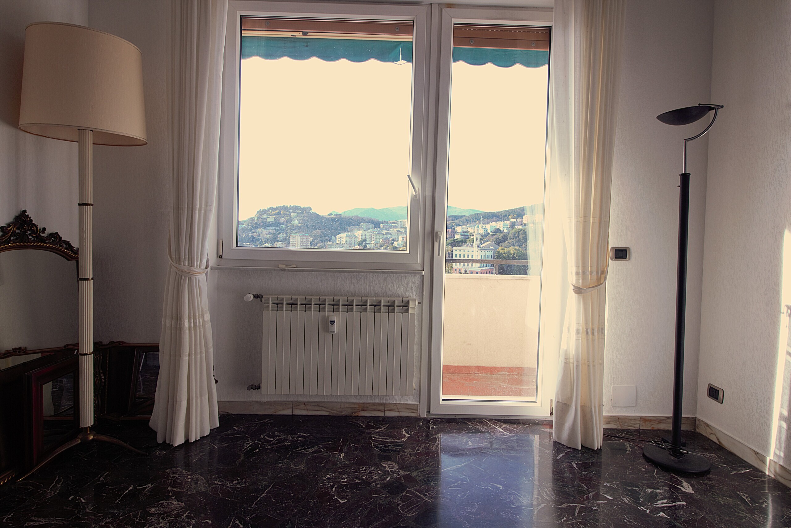 Appartamento con box in via giovanni opisso 183, Genova