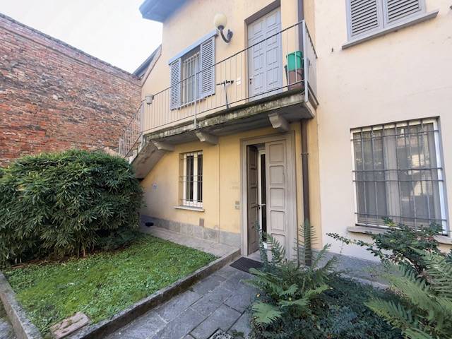 Studio/Ufficio in affitto a Pavia, Centro Storico