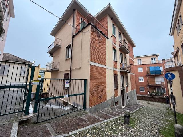 Appartamento in vendita a Pavia, Centro Storico