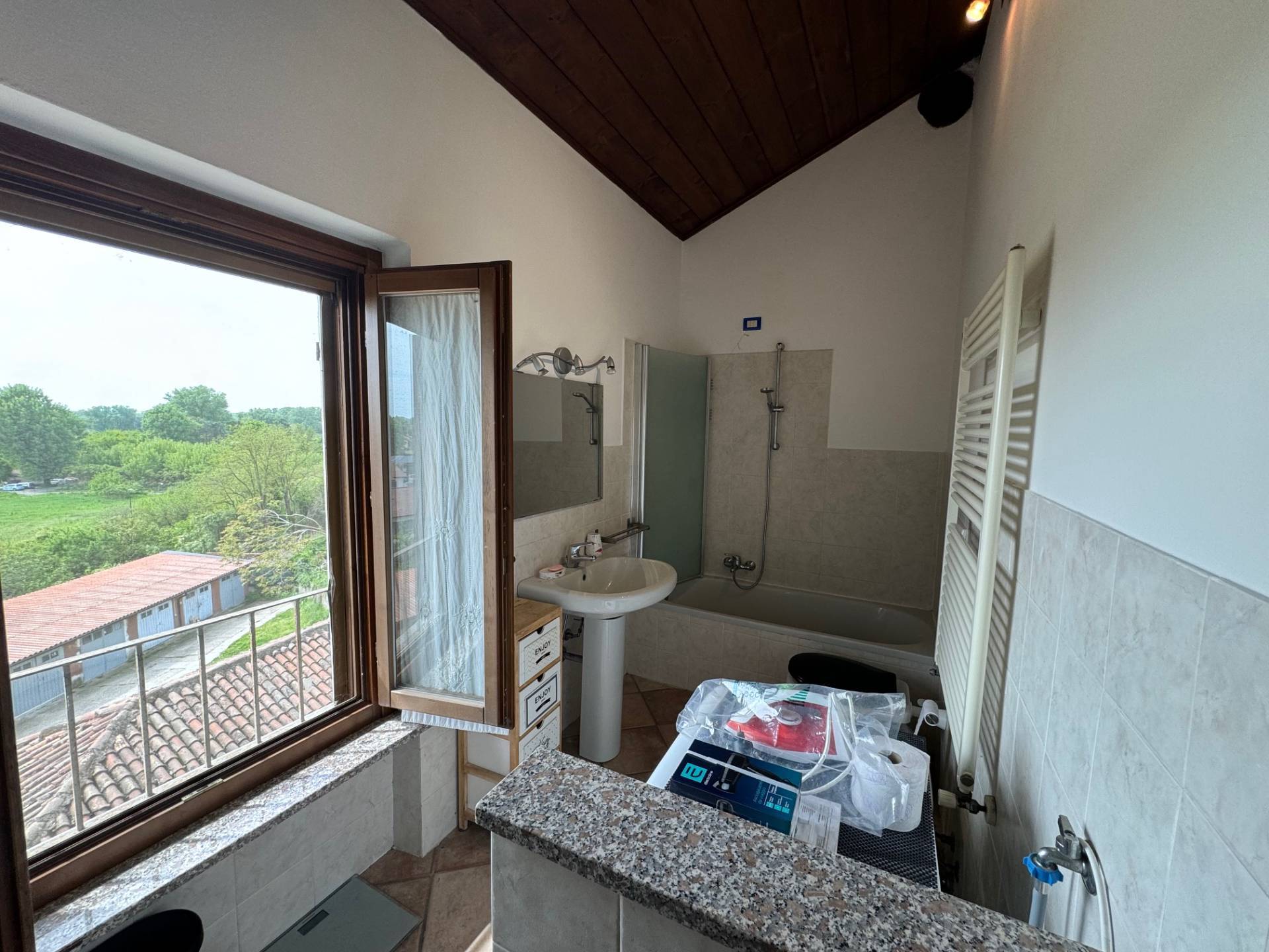 Appartamento in affitto a Pavia, S. Pietro - V.le Cremona