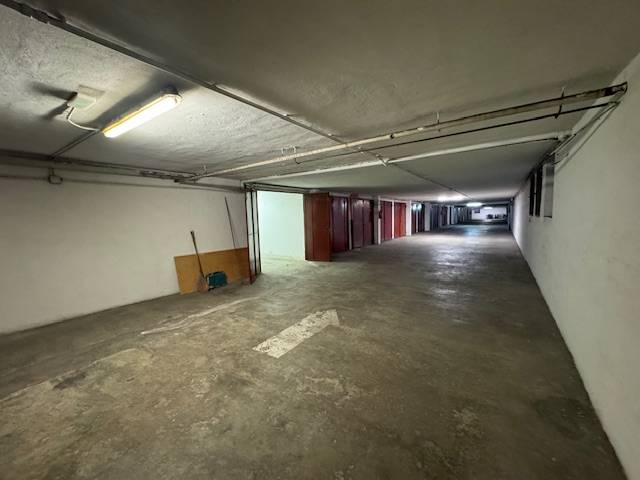 Box o garage in affitto a Pavia, Ticinello - Stazione