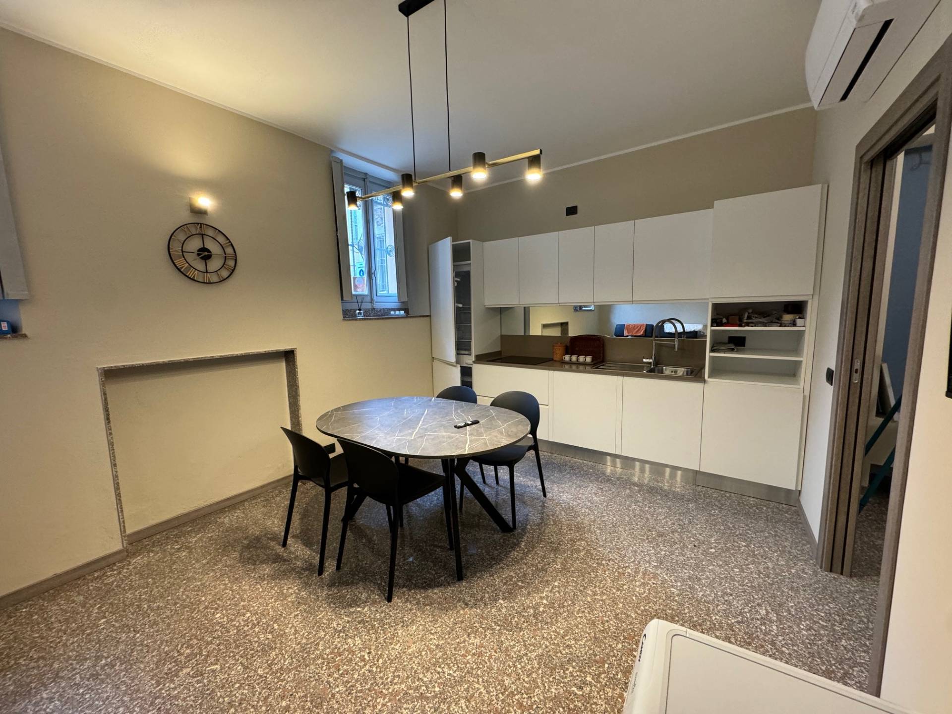 Appartamento in affitto a Pavia, Centro Storico