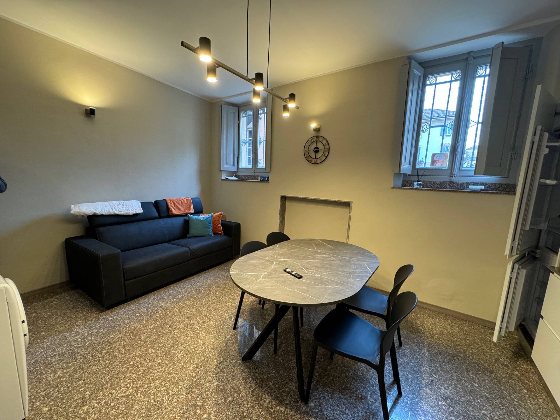 Appartamento in affitto a Pavia, Centro Storico