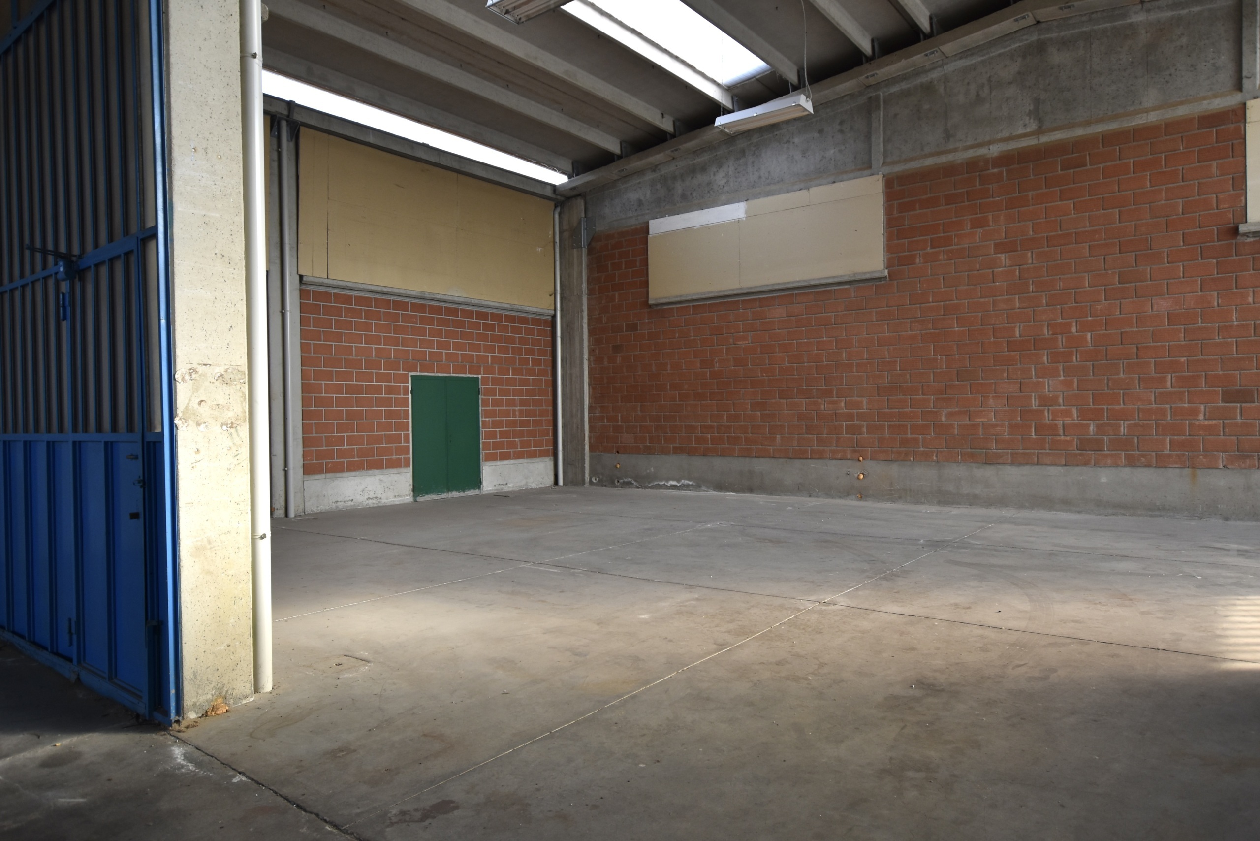 Capannone da ristrutturare in via galliera nord 989/2, San Pietro in Casale