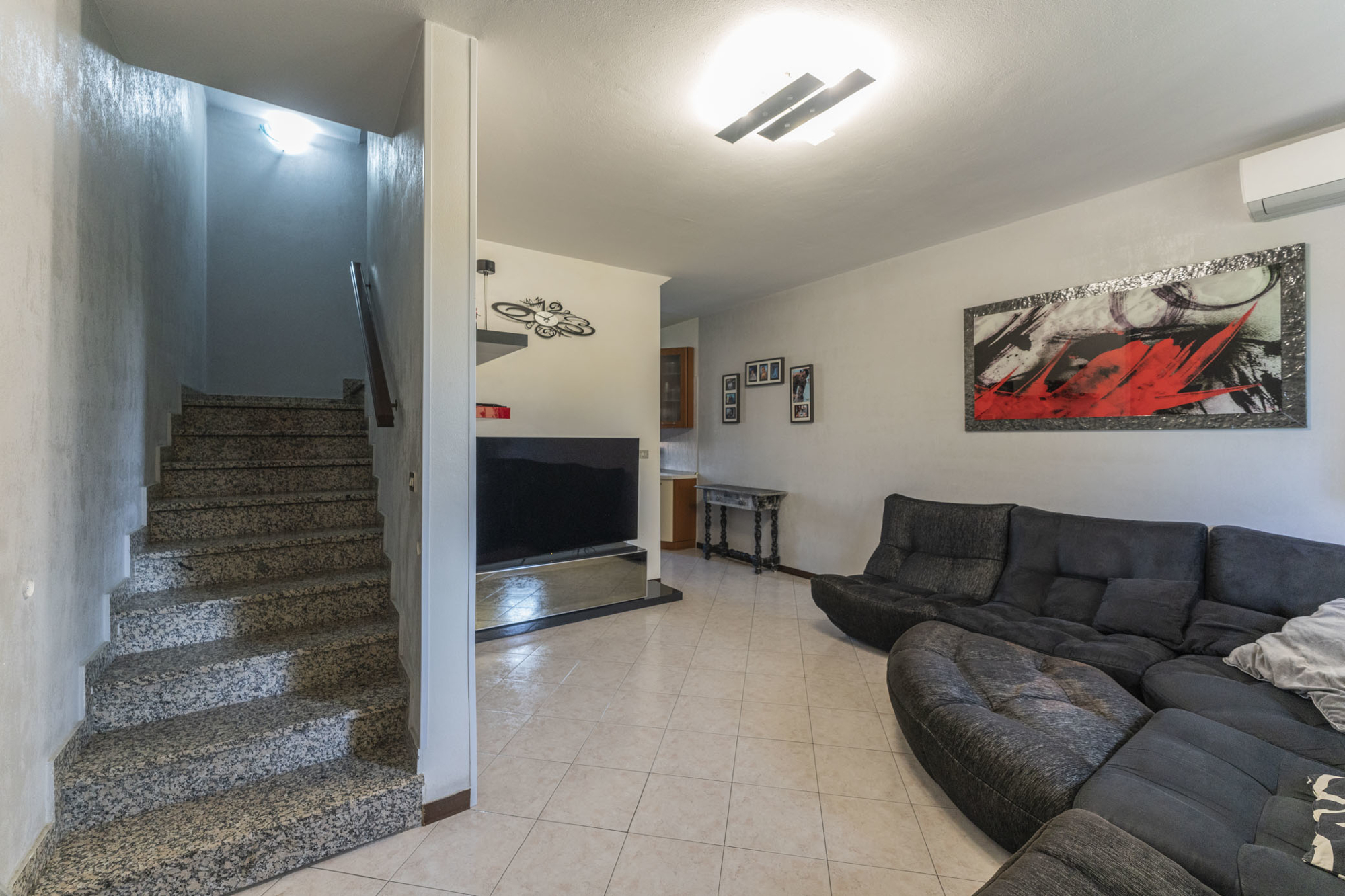 Villetta a schiera con giardino in via rubizzano 1802, San Pietro in Casale