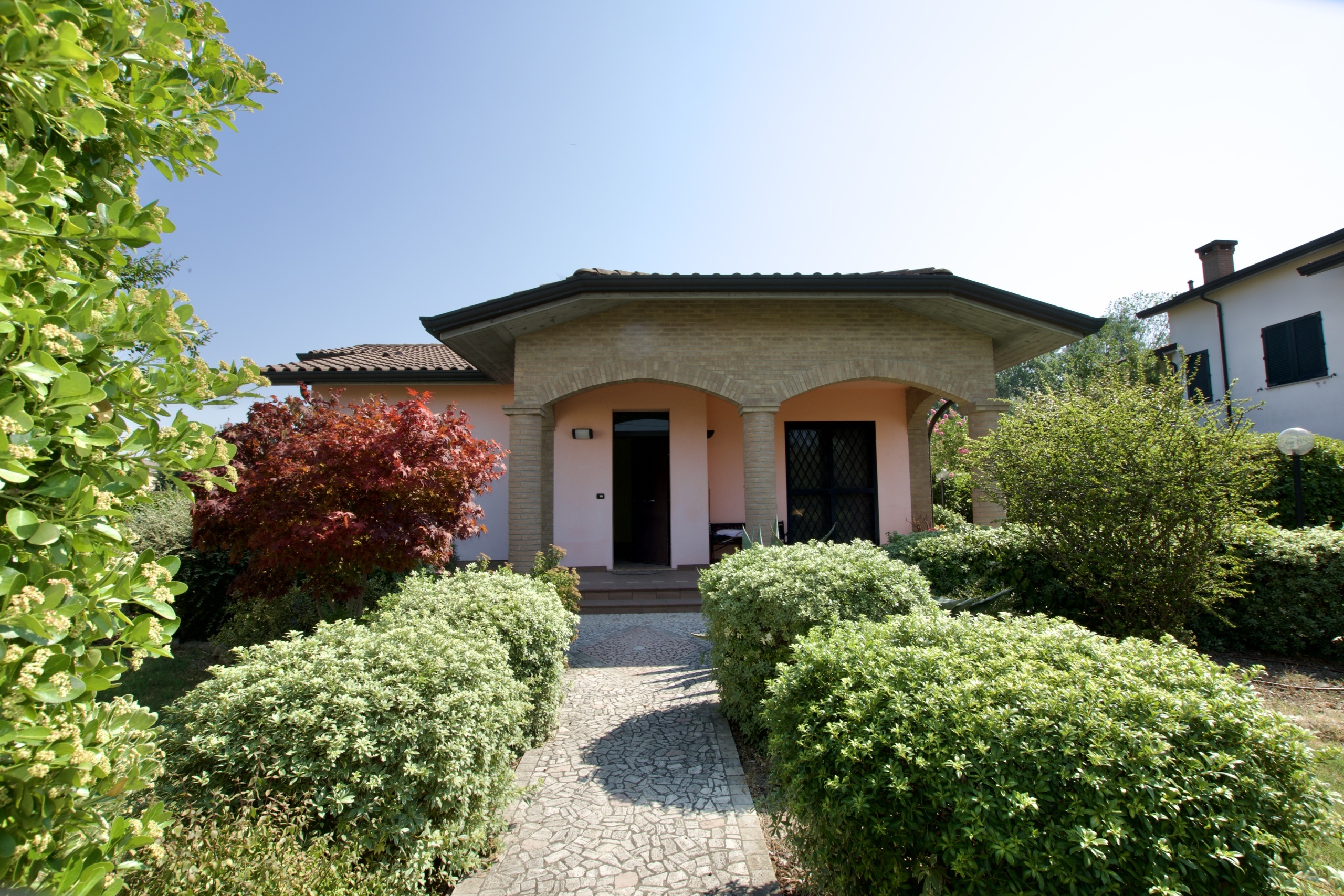 Casa indipendente con giardino in via fratelli cervi 89, Poggio Renatico