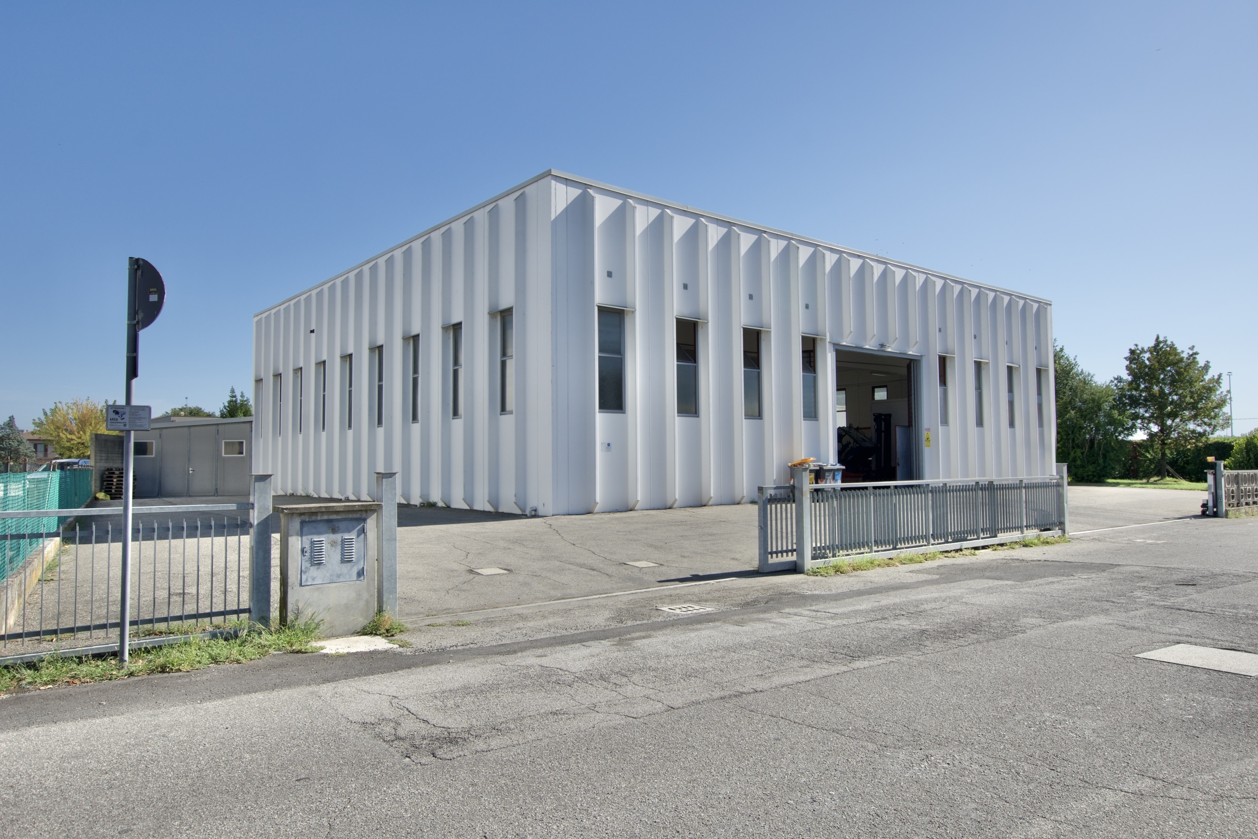 Capannone in affitto in via antonio gramsci, San Pietro in Casale