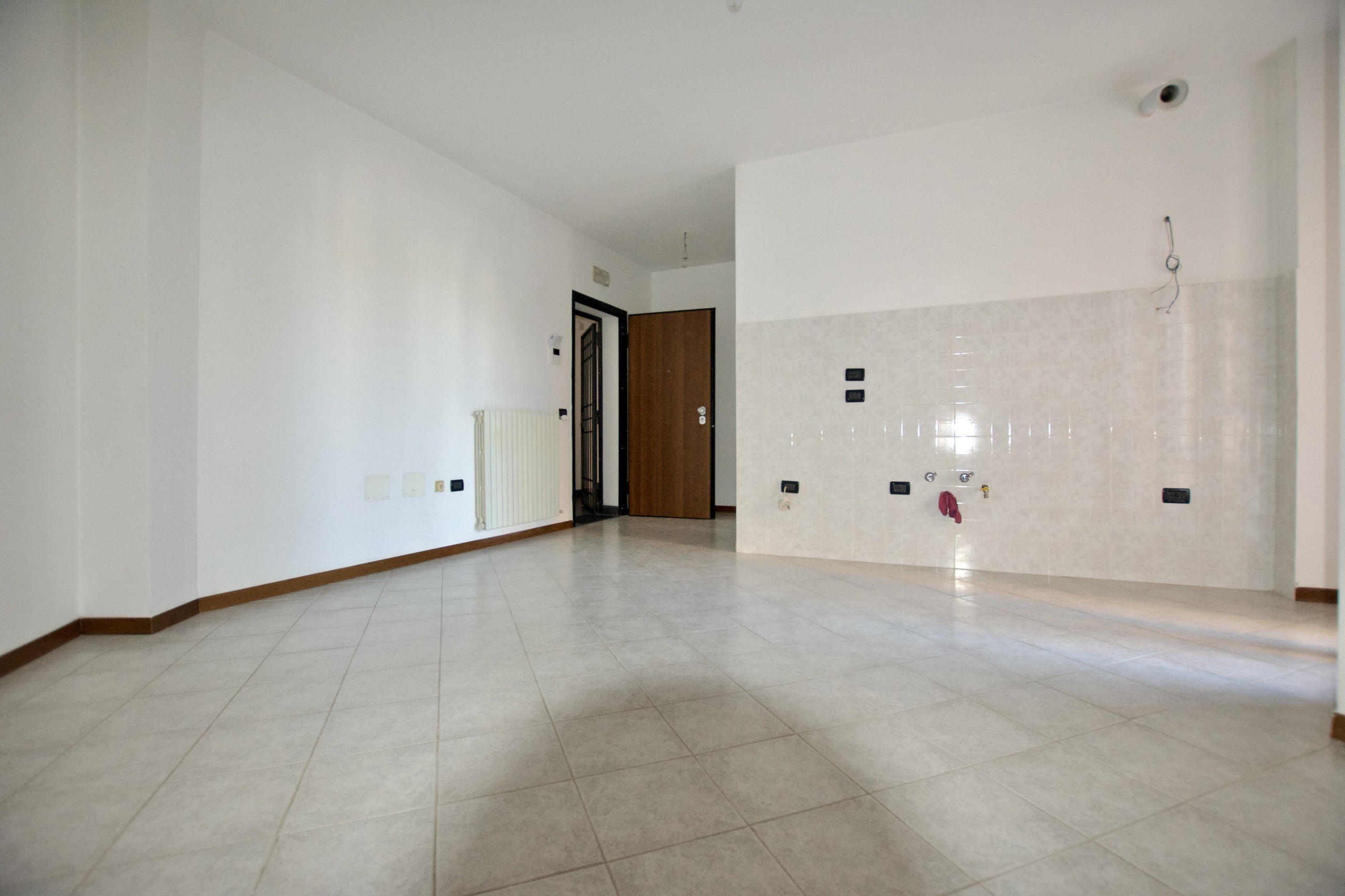 Bilocale con terrazzo in via sandro pertini 162, San Pietro in Casale
