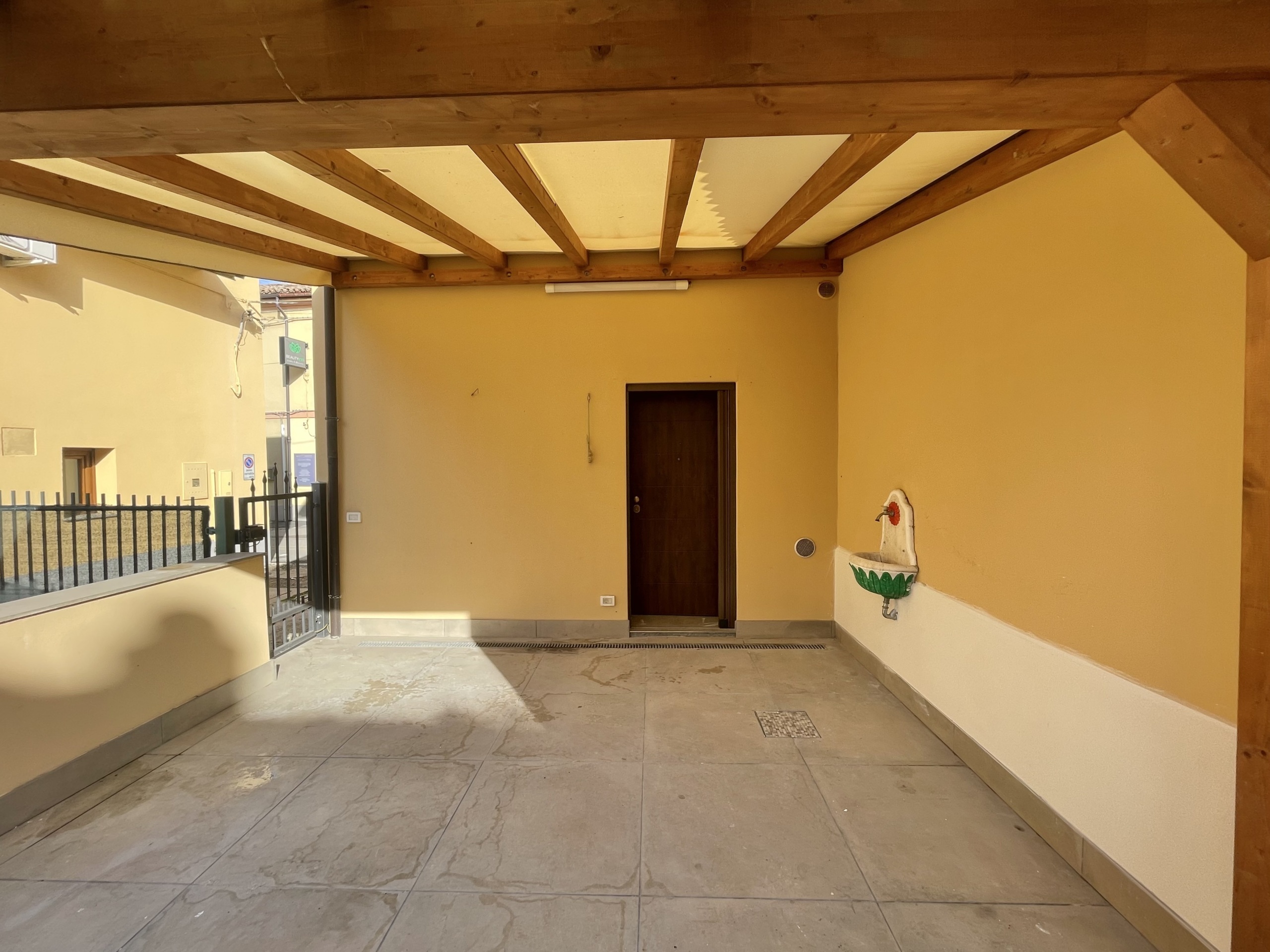 Trilocale ristrutturato in via r. tolomelli 5, San Pietro in Casale