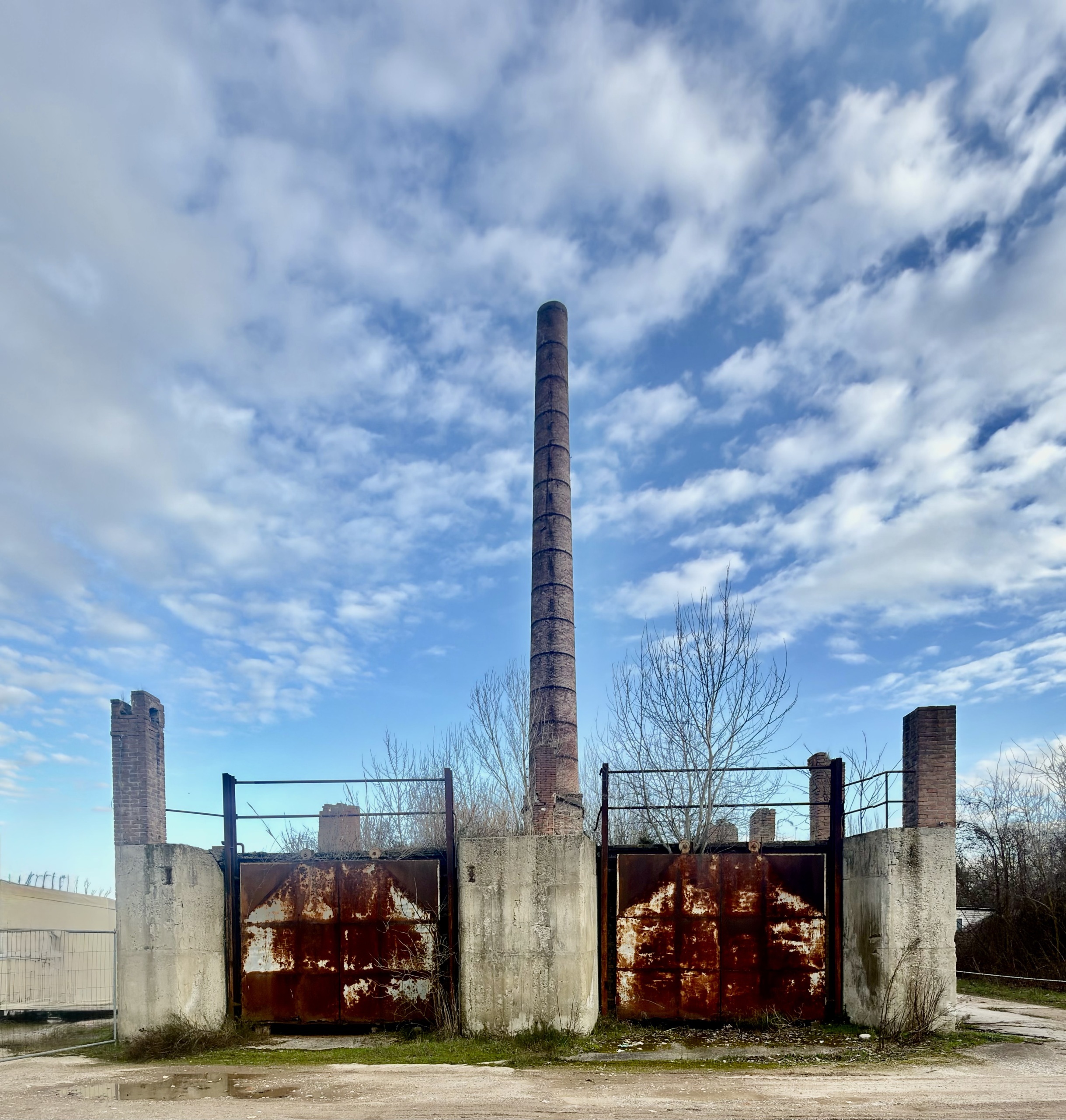 Capannone da ristrutturare in via suore 27, Castello d'Argile