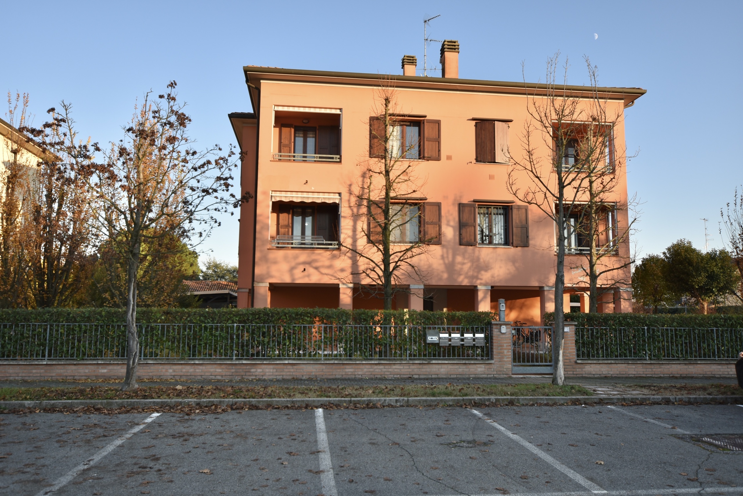 Trilocale in vendita in via u. sacchetti 72, San Pietro in Casale