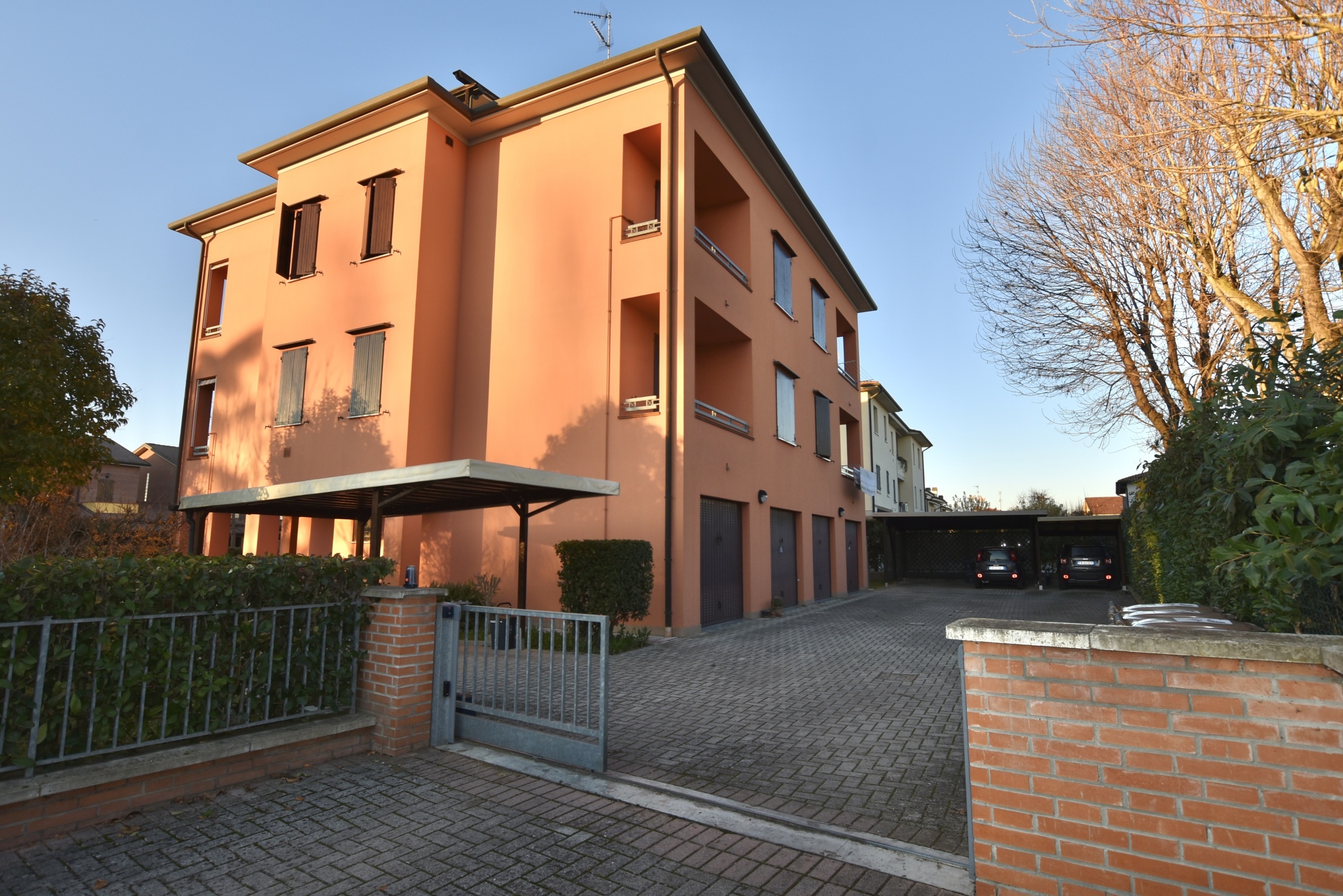 Trilocale in vendita in via u. sacchetti 72, San Pietro in Casale