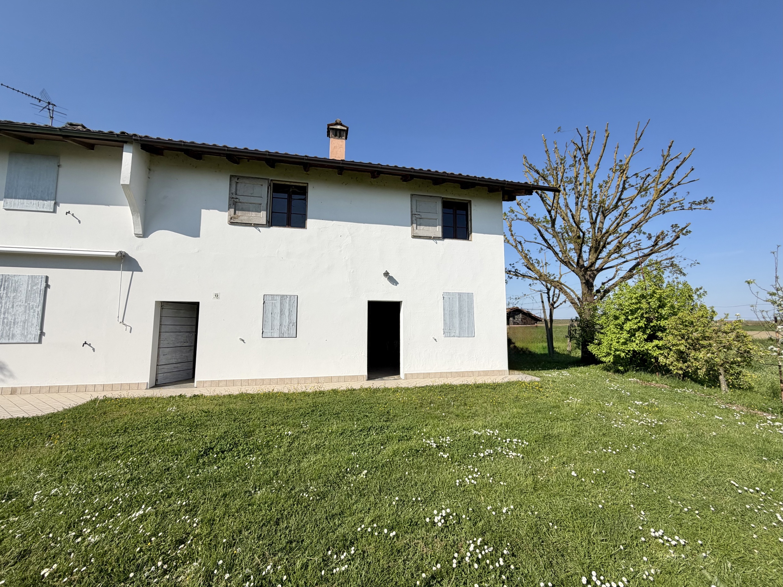 Rustico con giardino in via volpino 13 a, Budrio