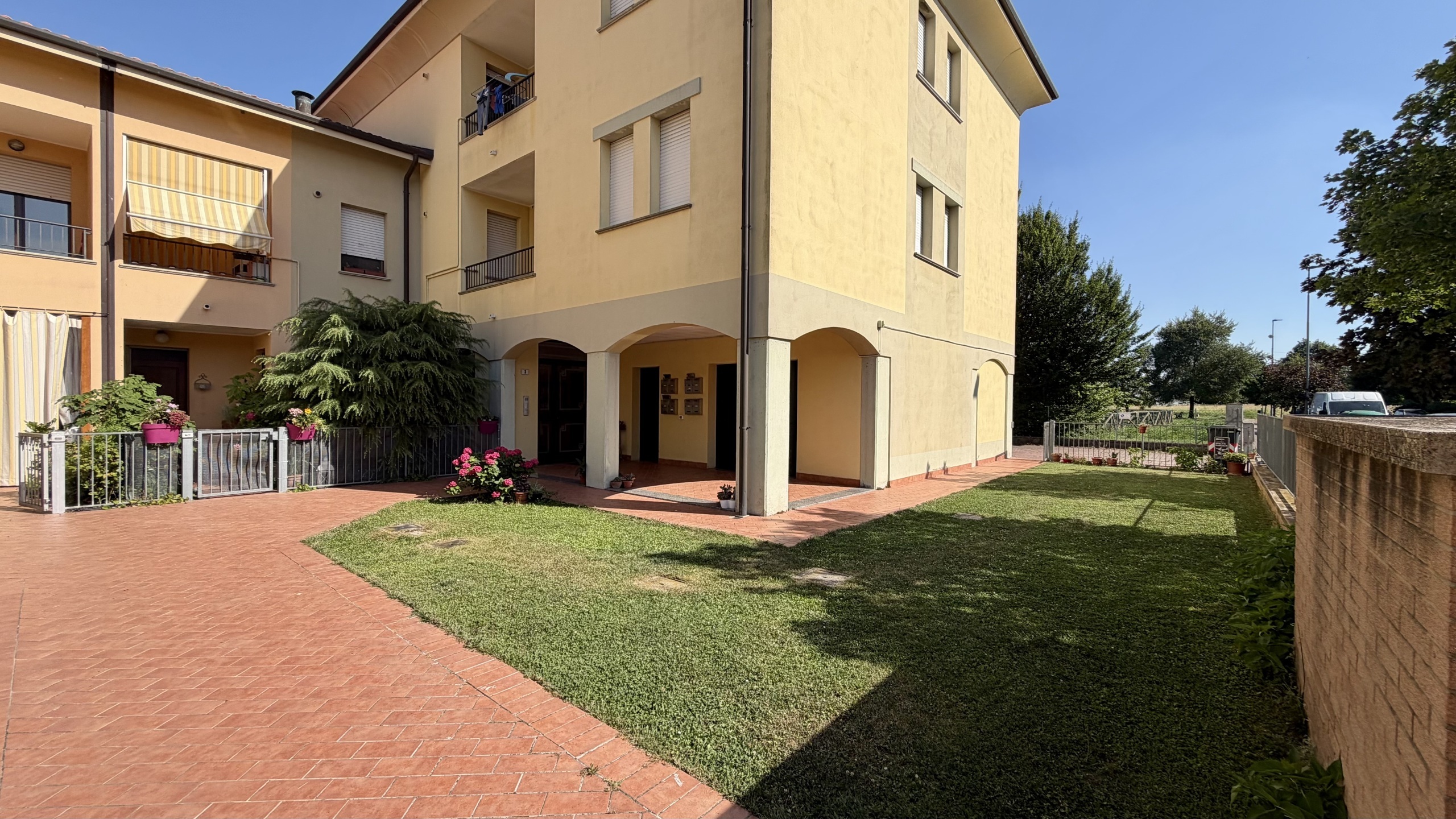 Bilocale in vendita in via costruttori di pace 3, Galliera