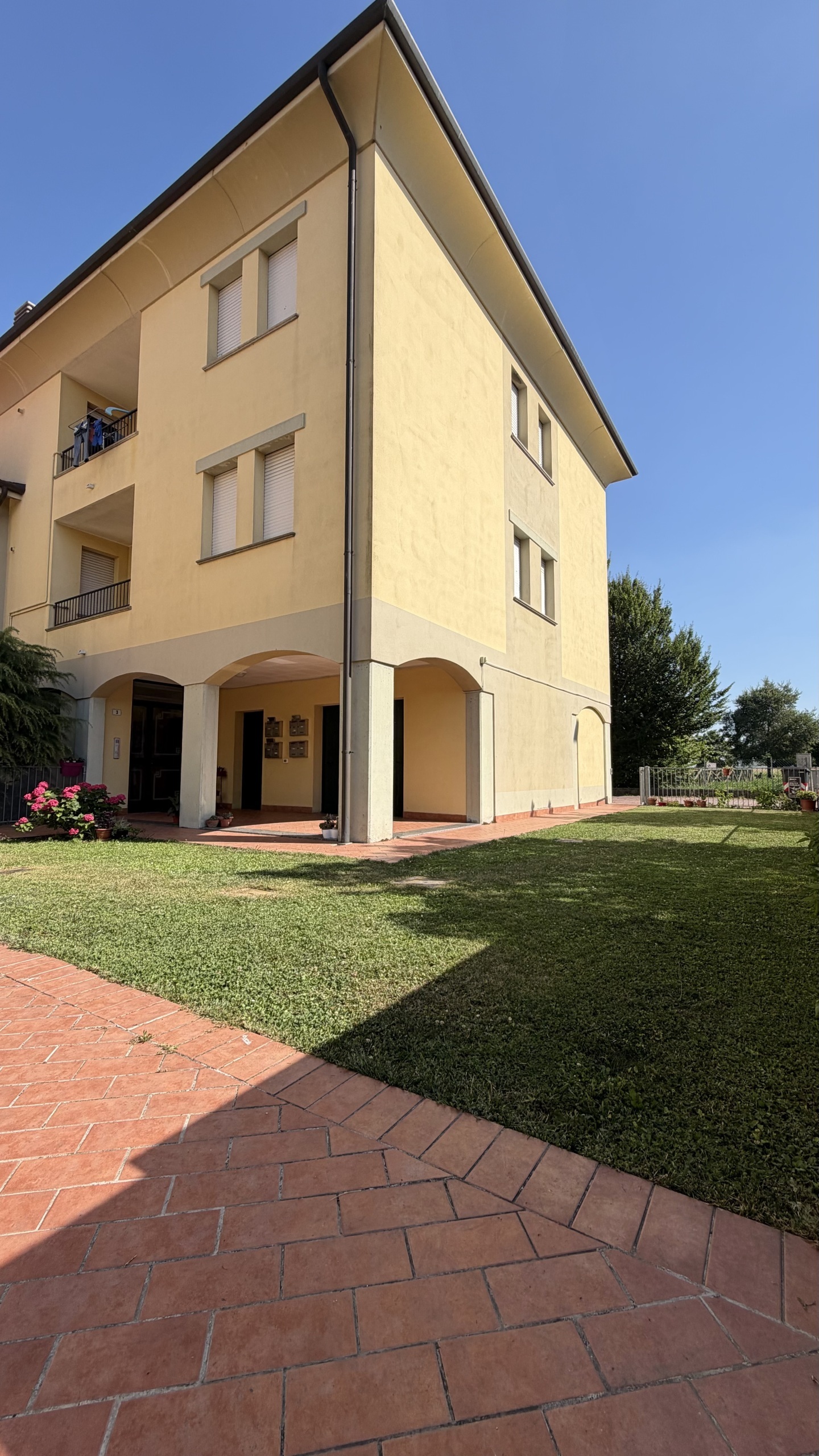 Bilocale in vendita in via costruttori di pace 3, Galliera