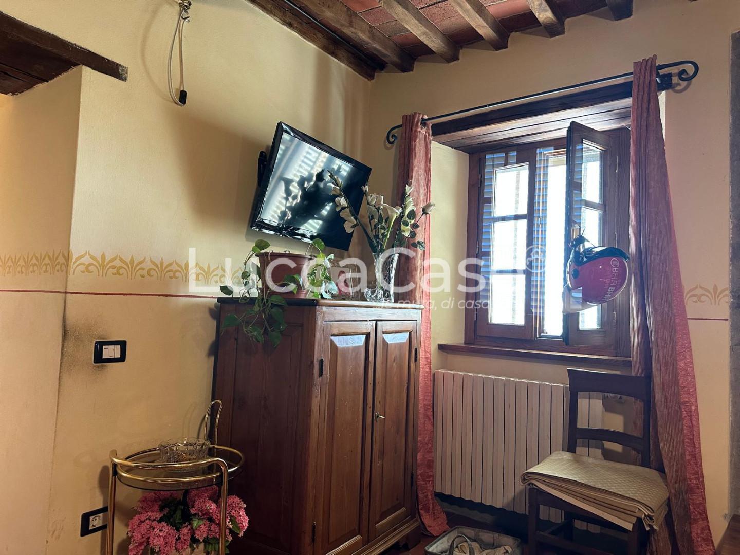 Casa indipendente in vendita, Villa Basilica colognora