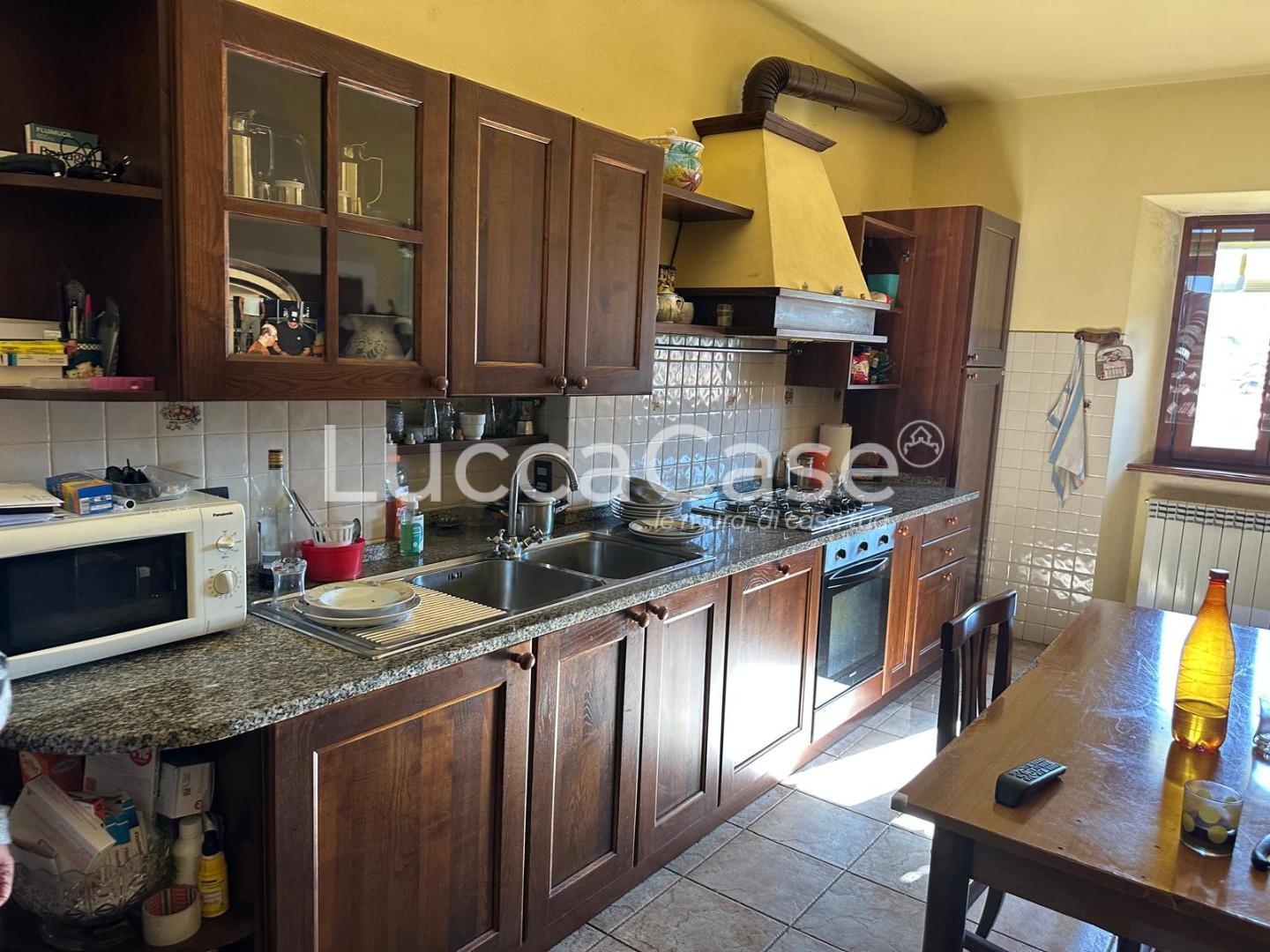 Casa indipendente in vendita, Villa Basilica colognora