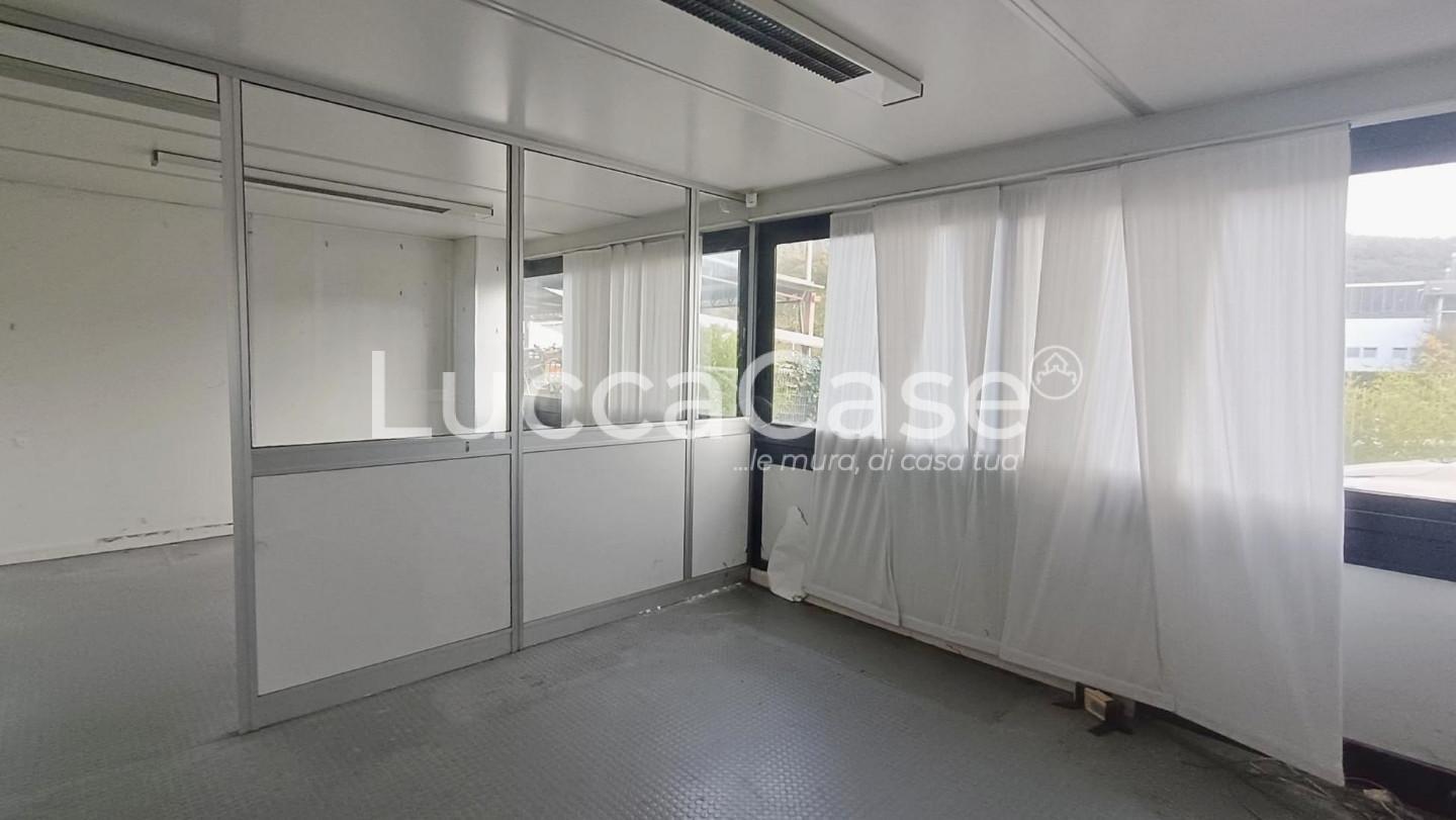 Capannone in vendita, Pescaglia monsagrati