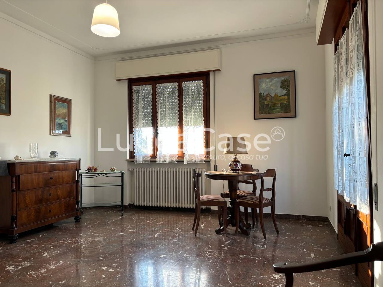 Villa arredata in affitto a Porcari