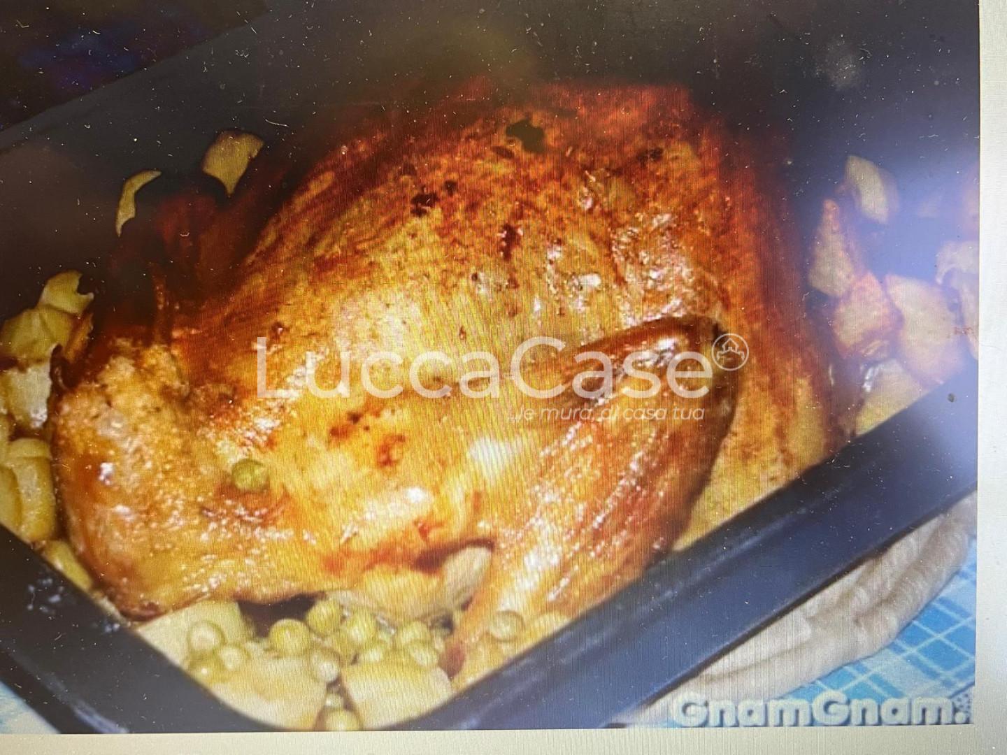 Locale commerciale in affitto, Lucca vicino mura