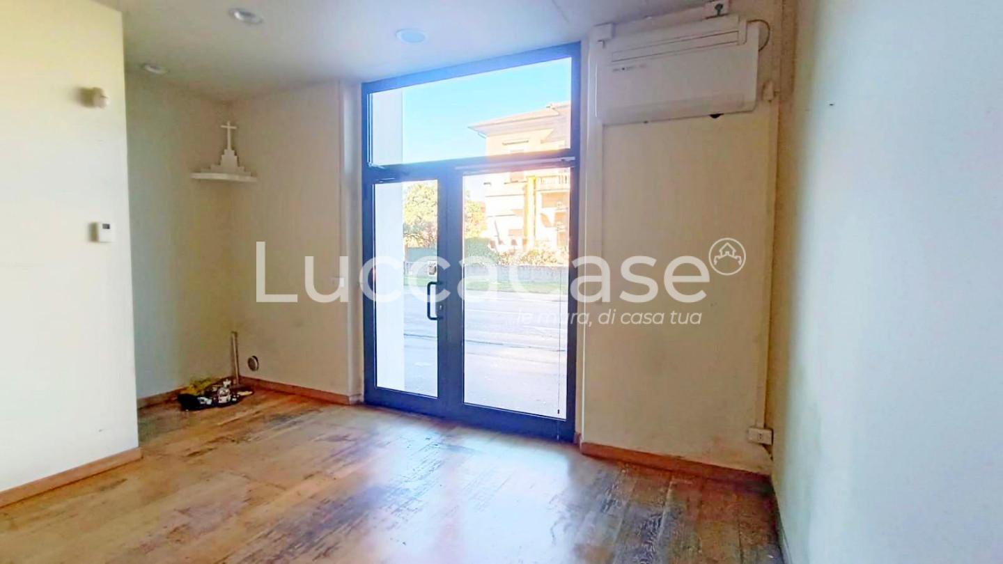 Locale commerciale in affitto, Lucca san concordio contrada