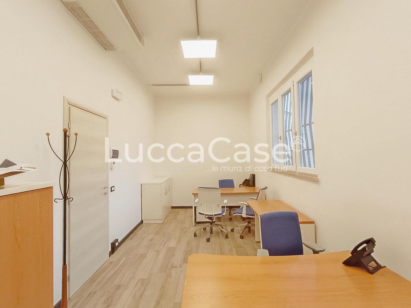 Ufficio ristrutturato a Lucca