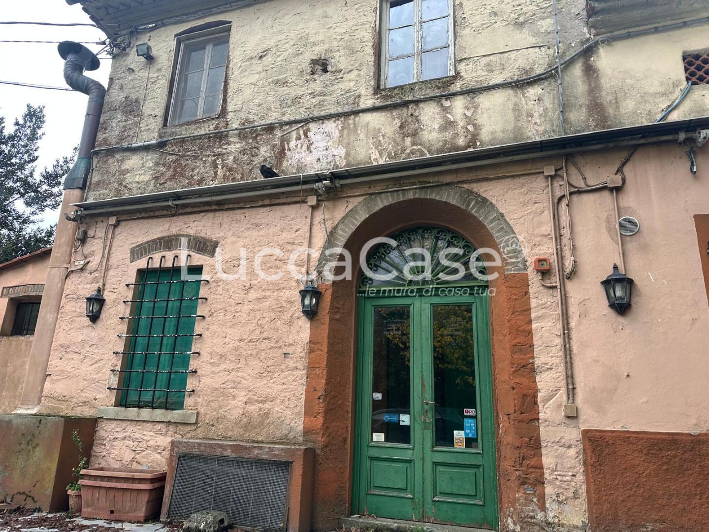 Casa indipendente con giardino, Capannori pieve di compito