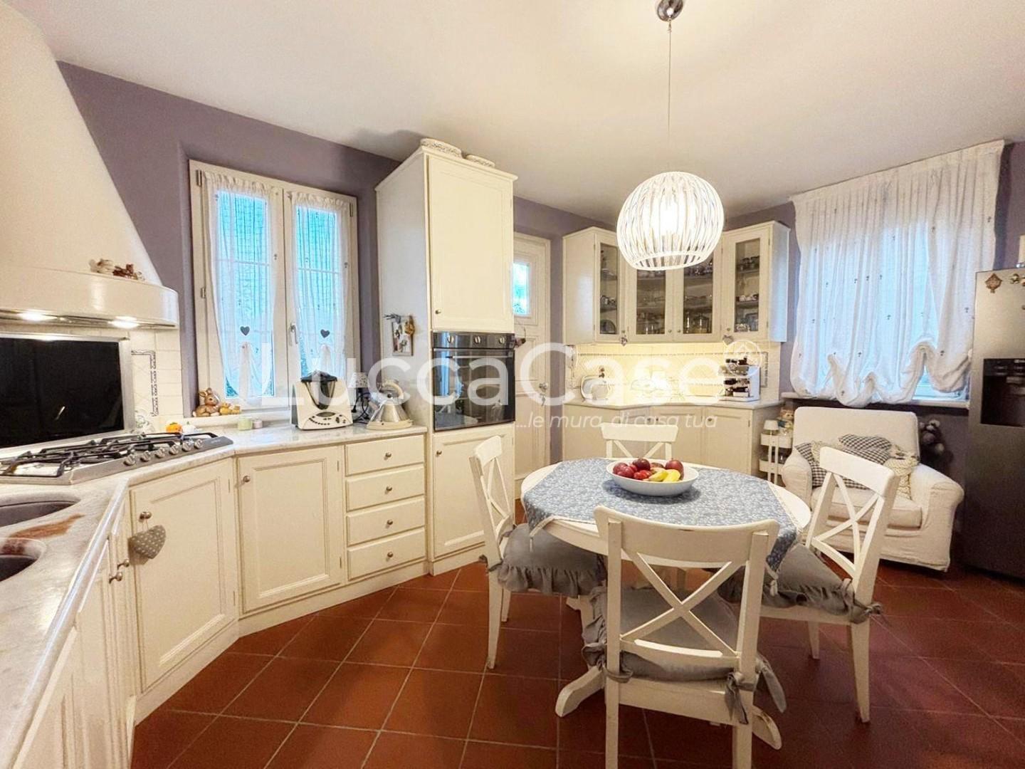 Bilocale con giardino a Porcari