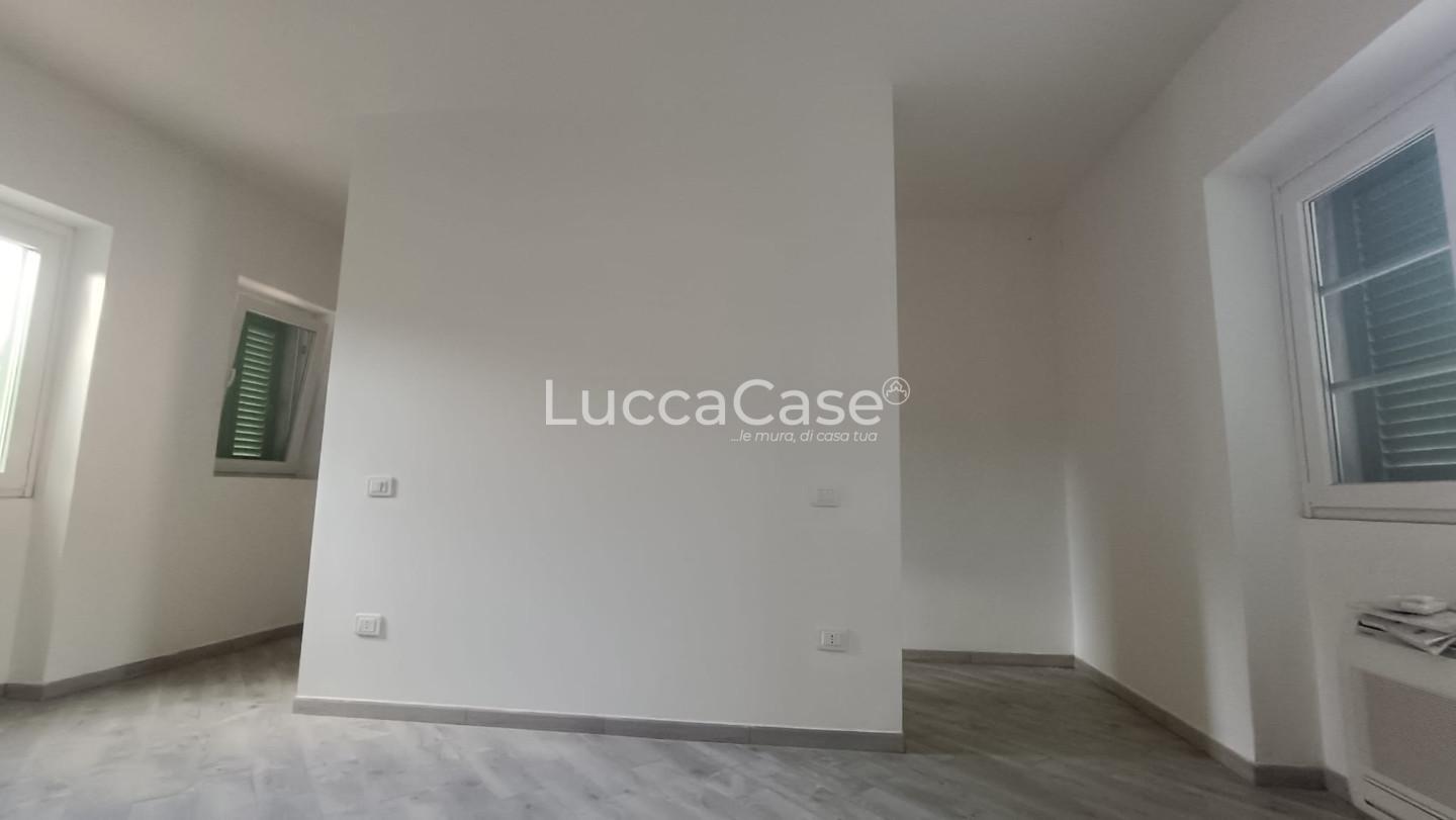 Ufficio nuovo, Massarosa quiesa