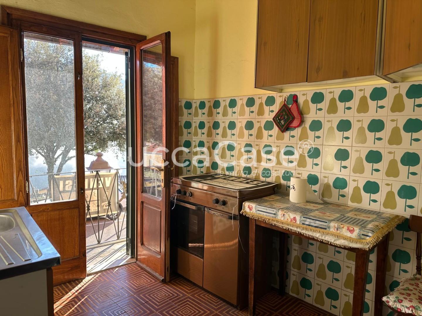 Casa indipendente in vendita a Villa Basilica