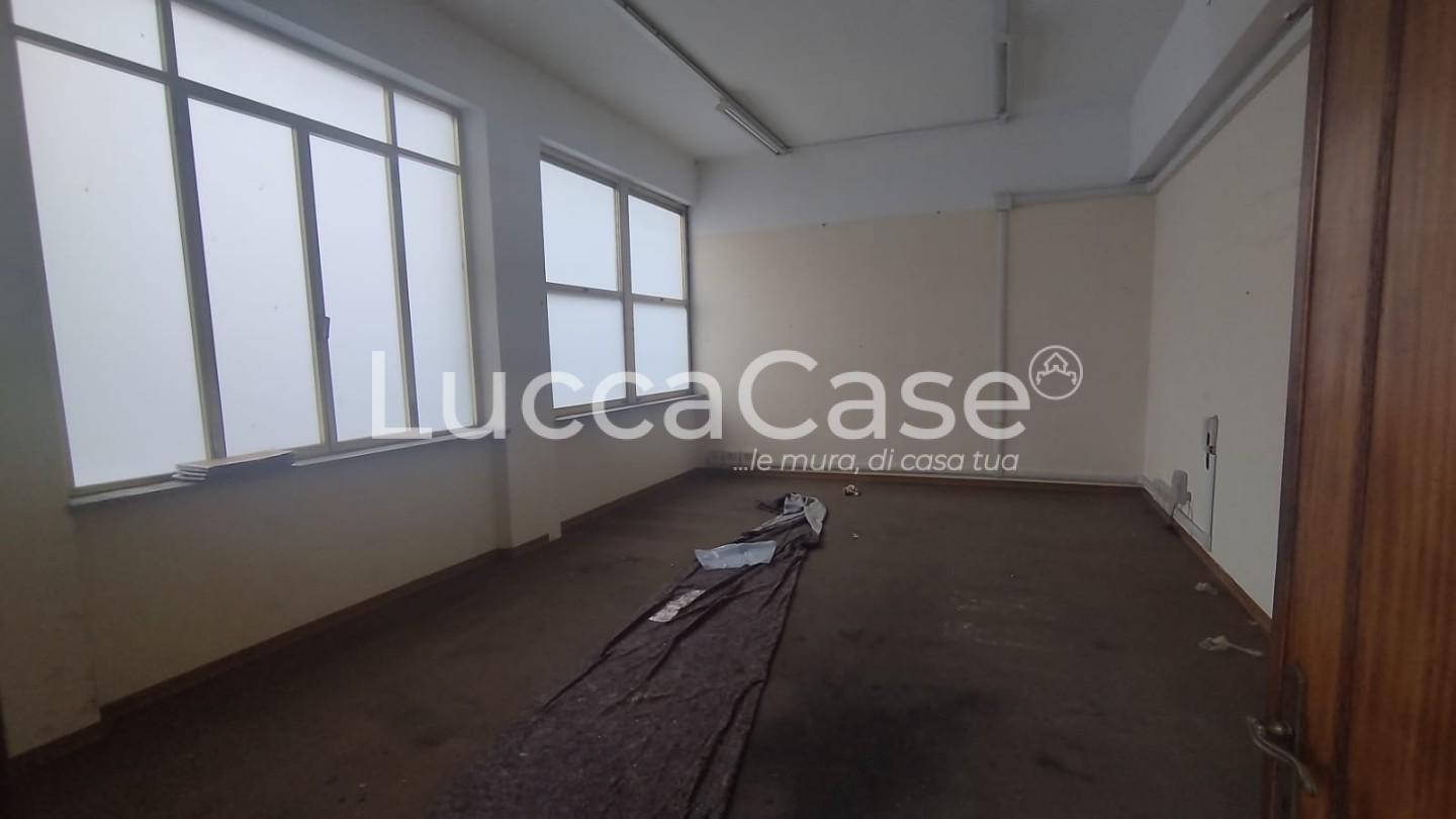 Ufficio da ristrutturare, Capannori marlia