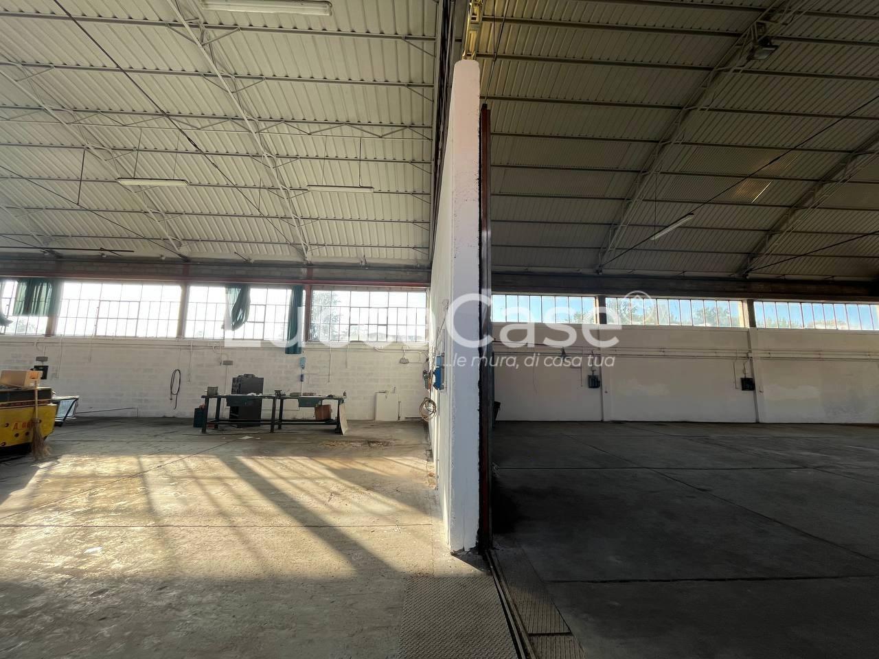 Capannone in affitto, Lucca san marco