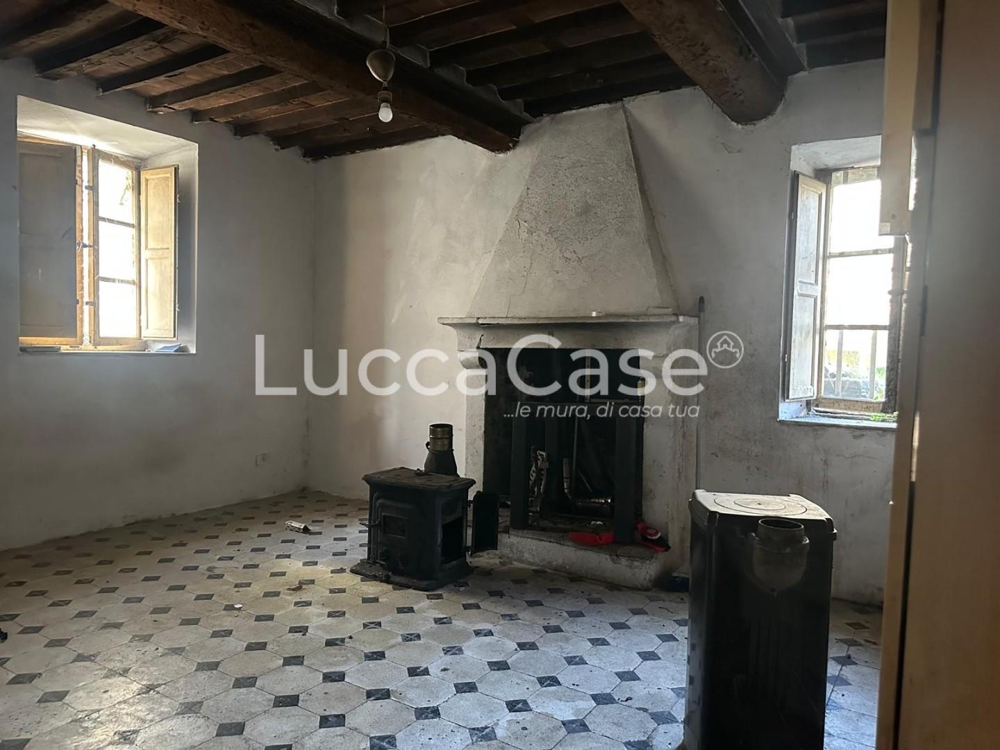 Casa indipendente con giardino, Borgo a Mozzano cerreto