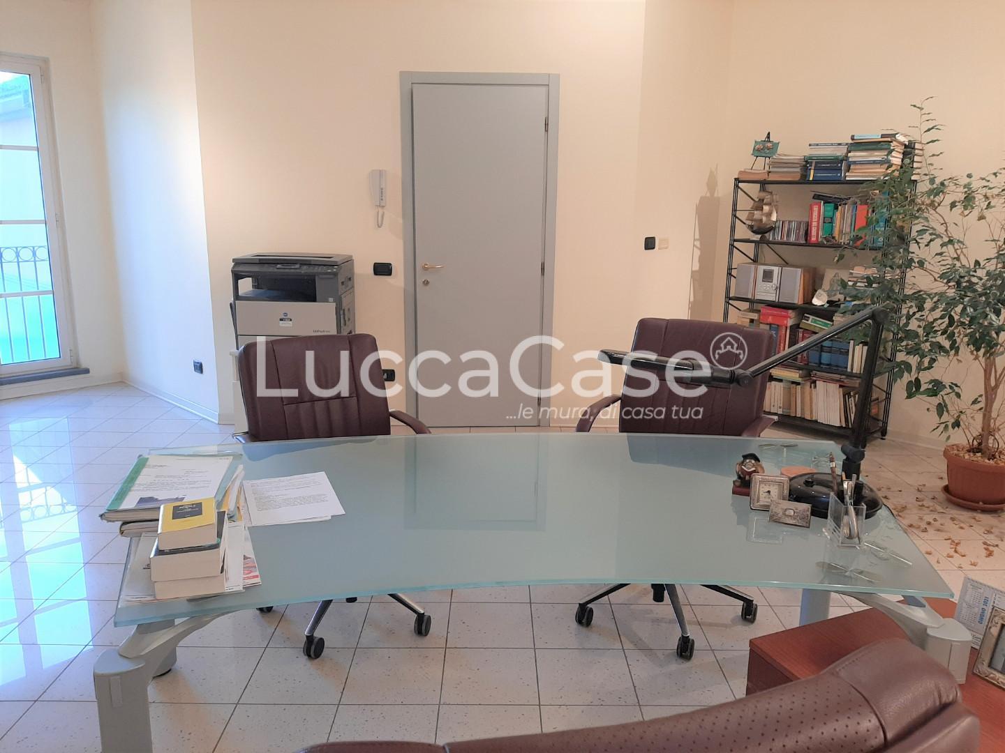 Ufficio in affitto a Porcari