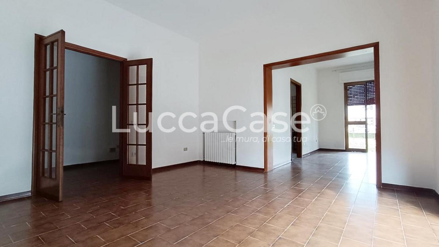 Quadrilocale in affitto a Porcari