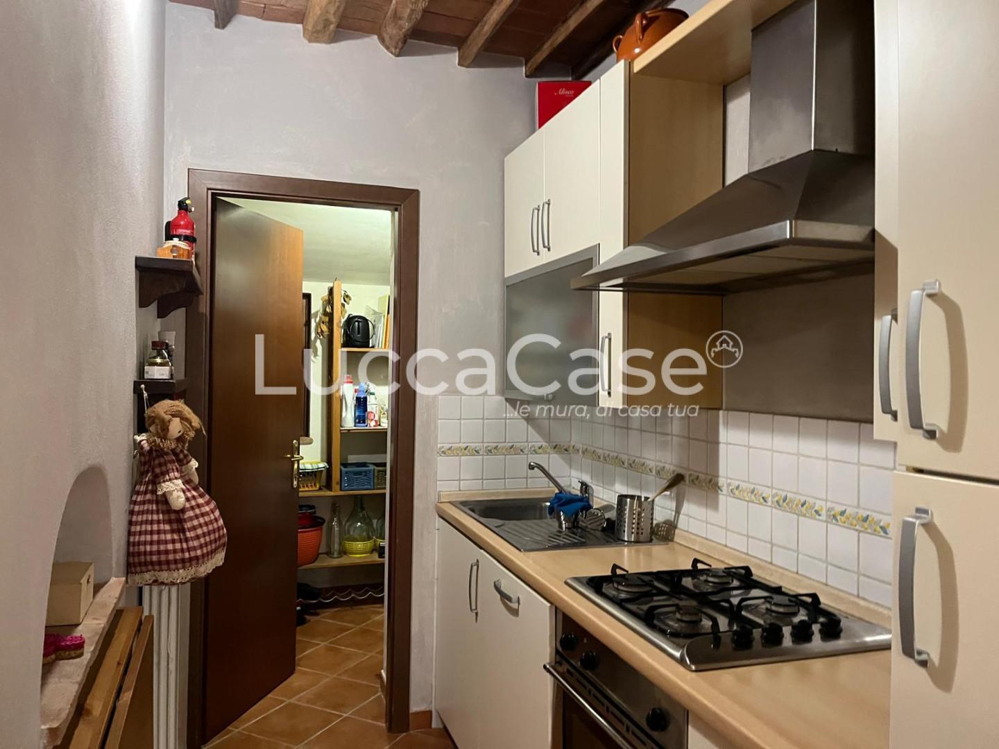 Casa indipendente con giardino, Capannori sant'andrea di compito