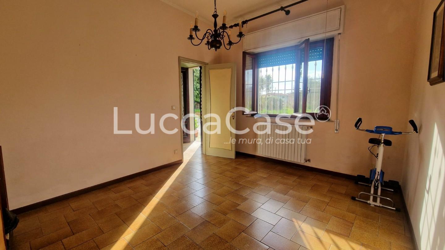 Casa indipendente in vendita, Lucca san pietro a vico