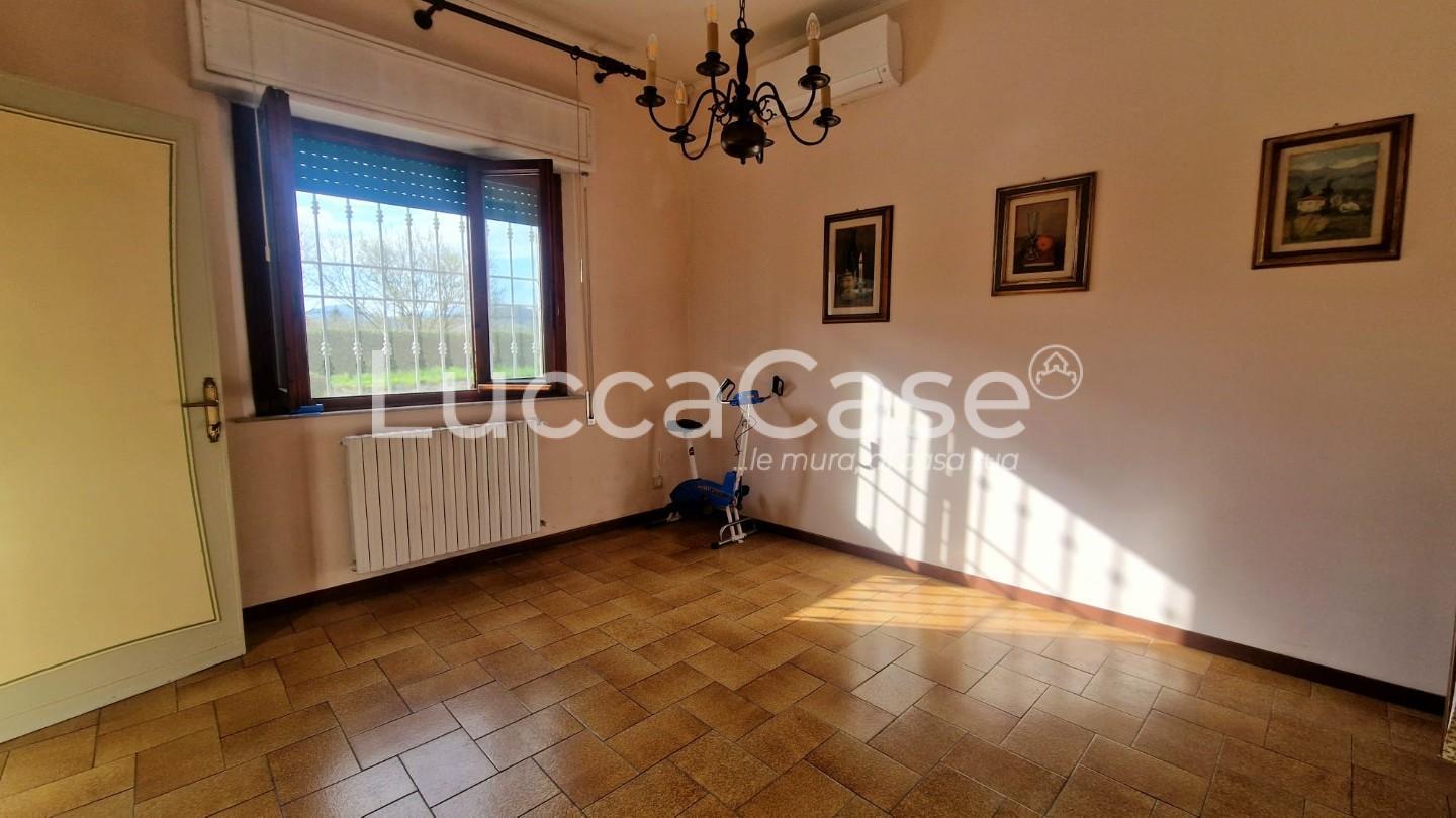 Casa indipendente in vendita, Lucca san pietro a vico