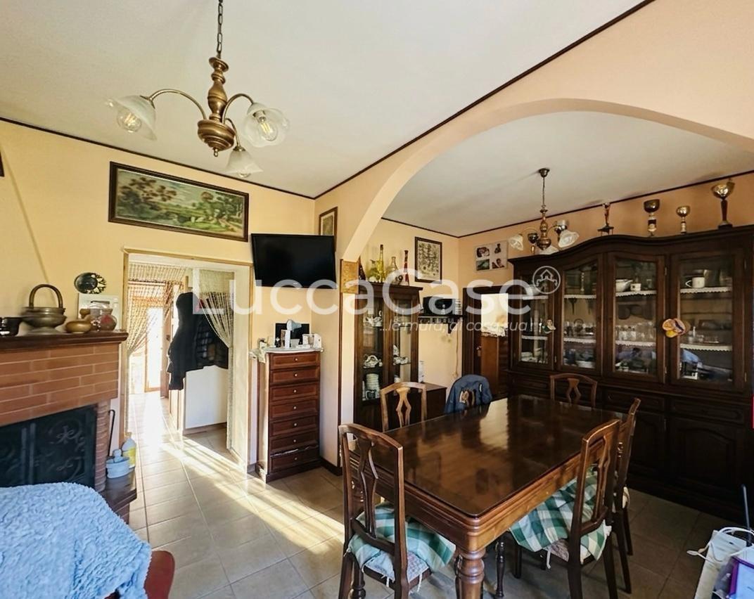 Casa indipendente con giardino, Barga ponte all'ania