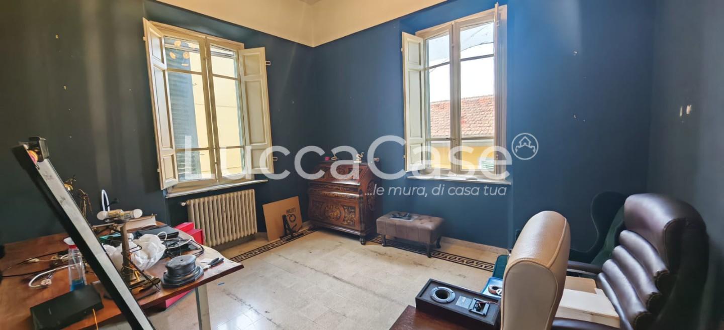 Villa con giardino, Lucca san concordio contrada