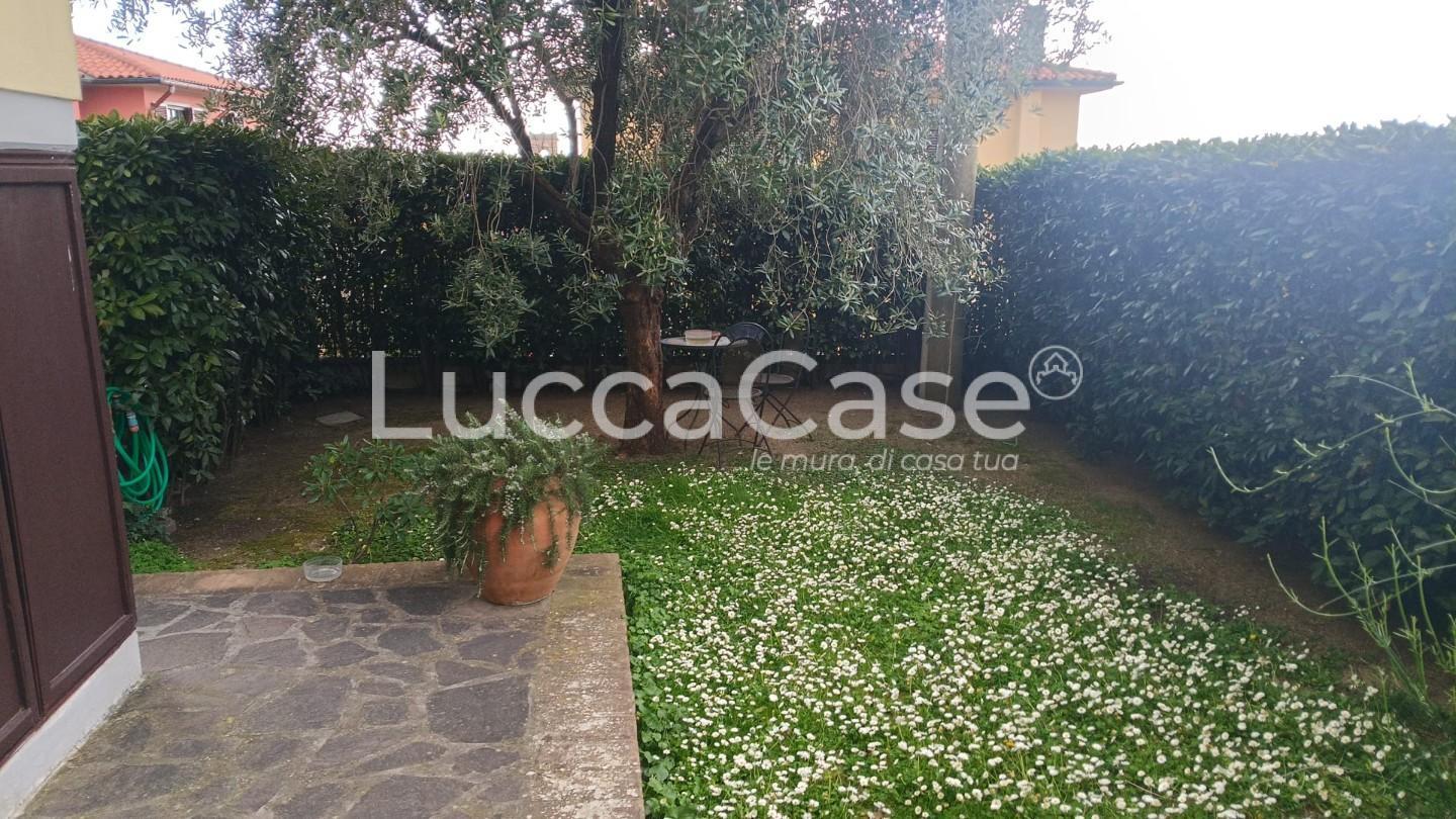 Villa Quadrifamiliari con giardino, Santa Luce pastina