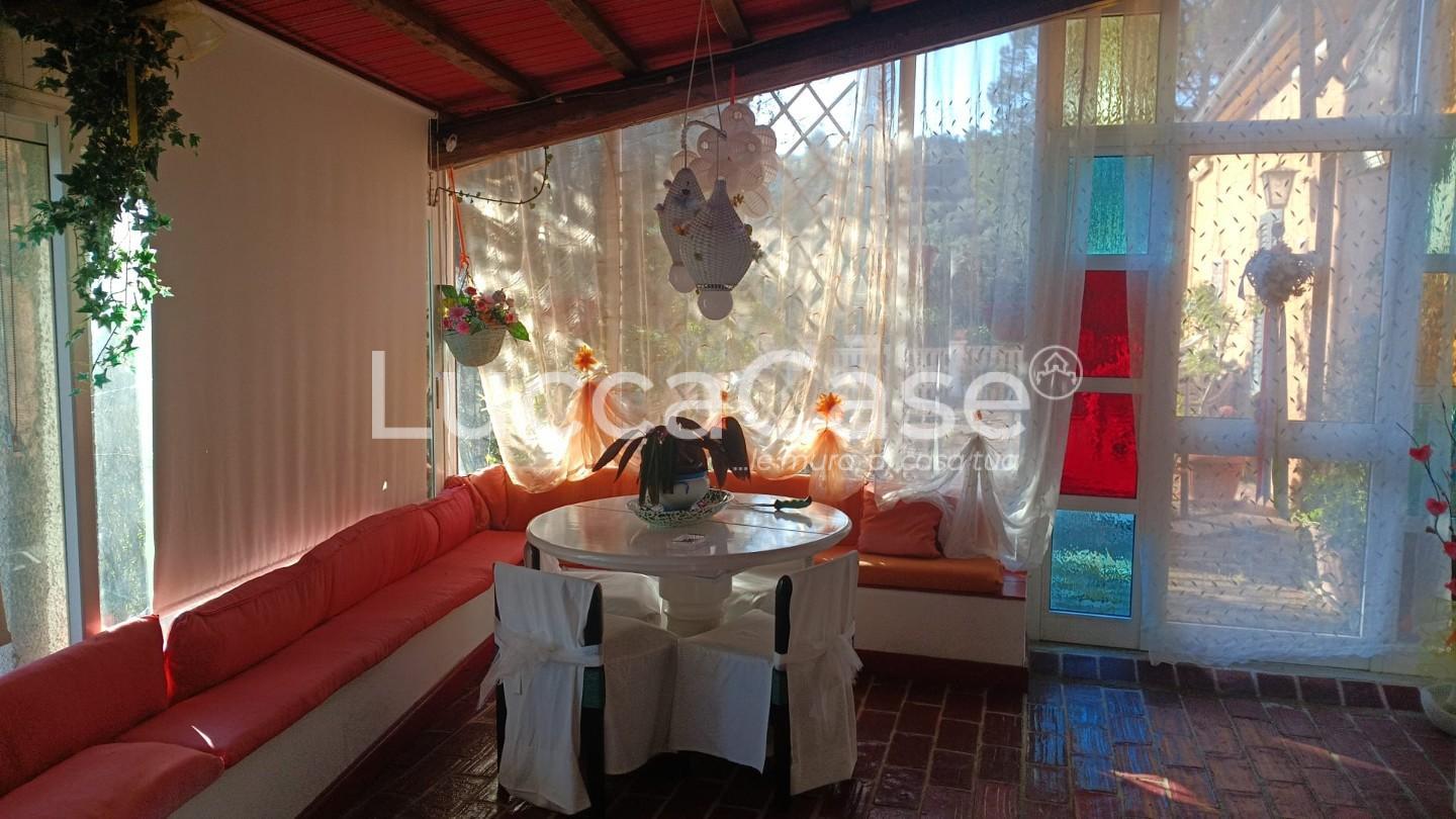 Villa con giardino, Rosignano Marittimo gabbro