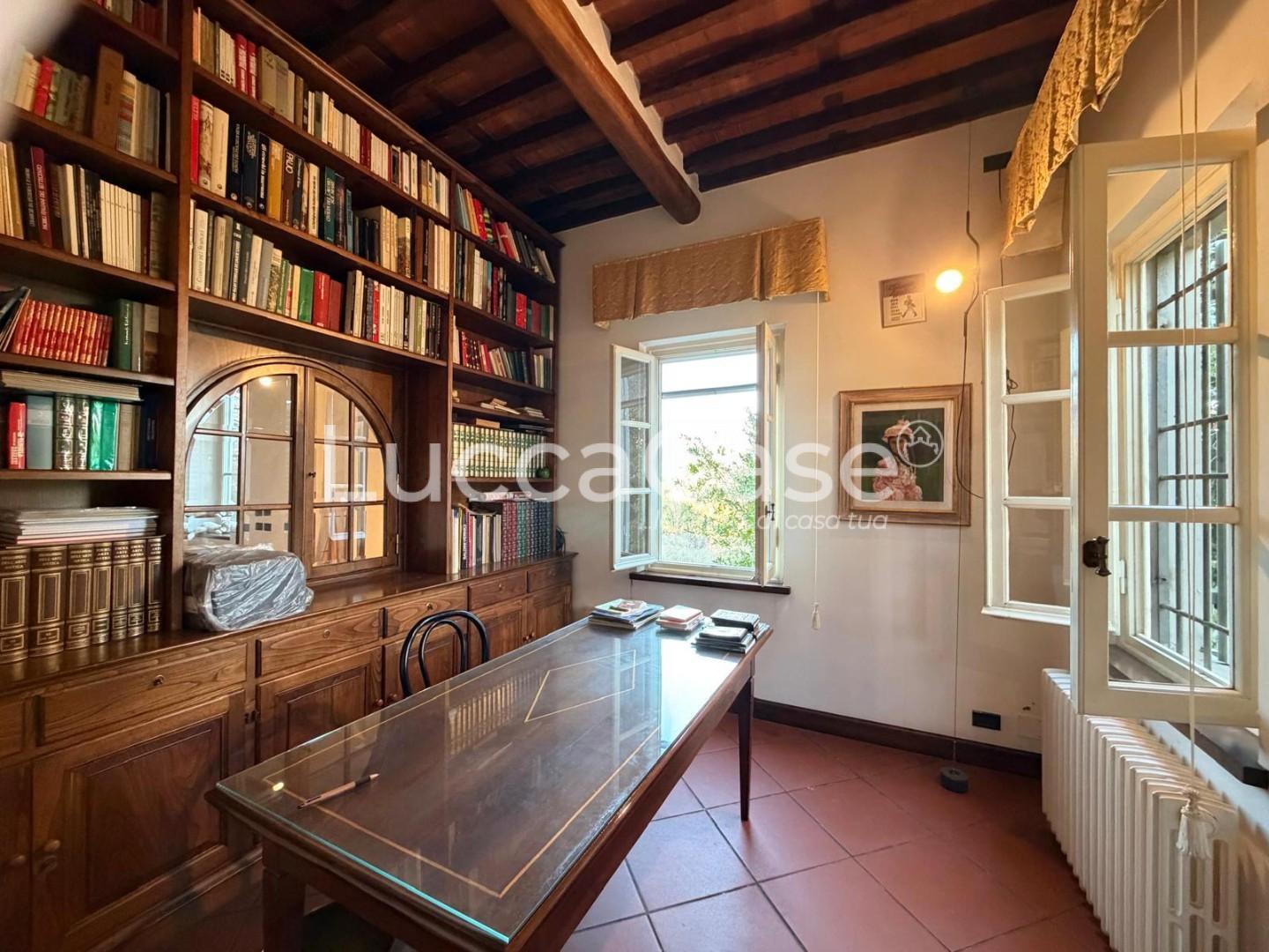 Villa con giardino, Capannori gragnano